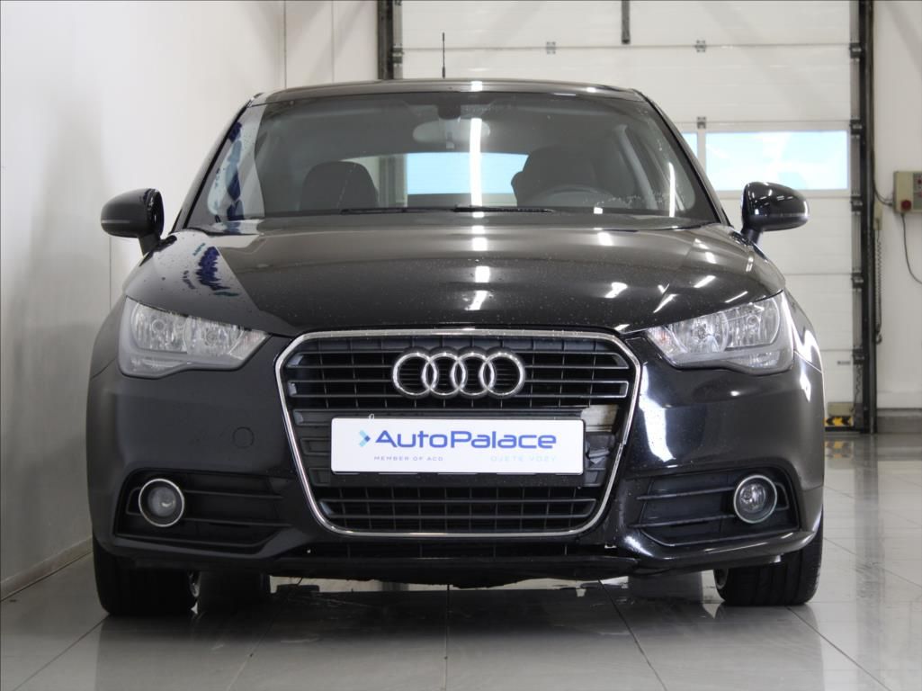Audi A1, 1,2 TSI 63kW Navi Sport 134tkm - fotka 2