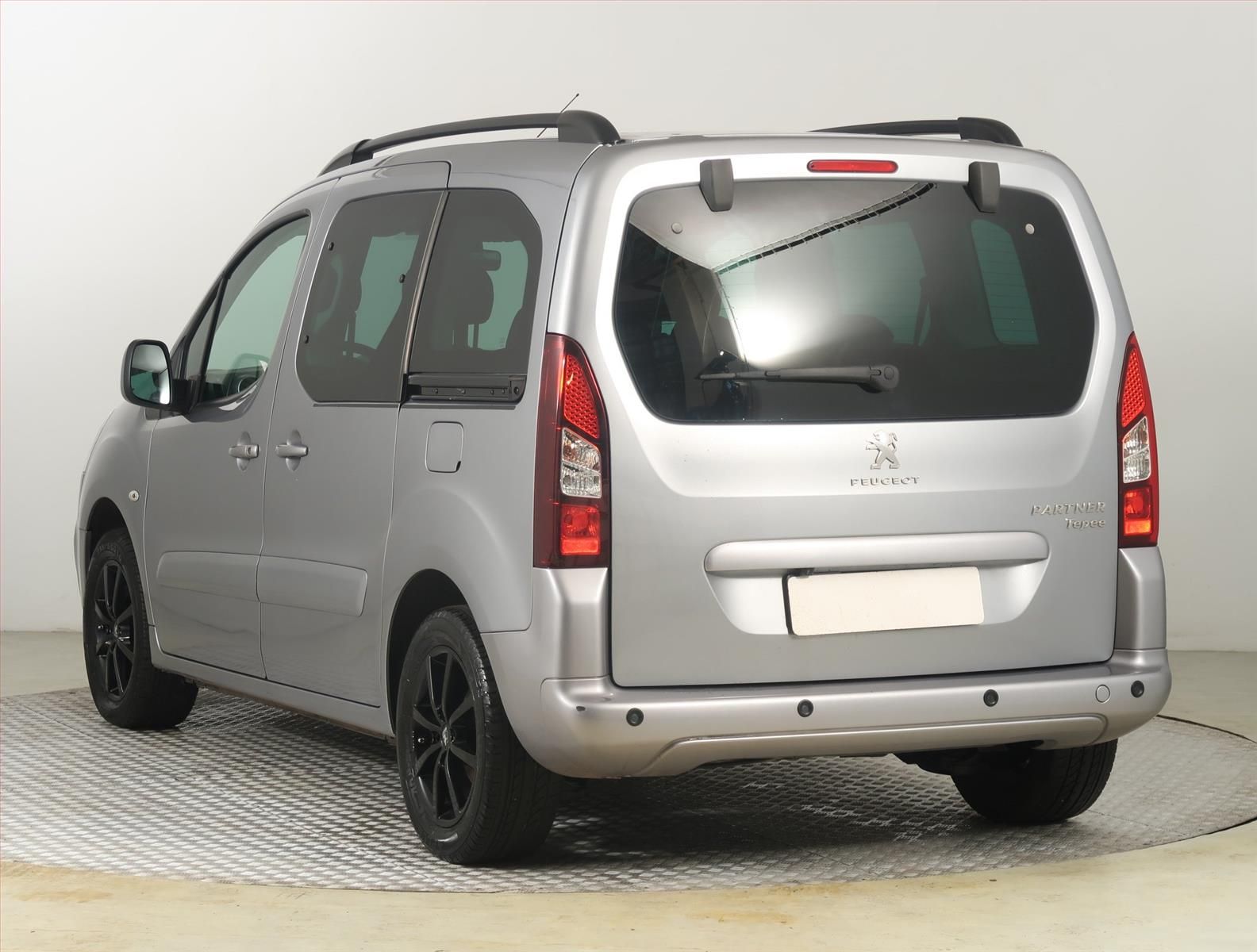 Peugeot Partner, 1.6 BlueHDi, Allure, 5Míst - fotka 4