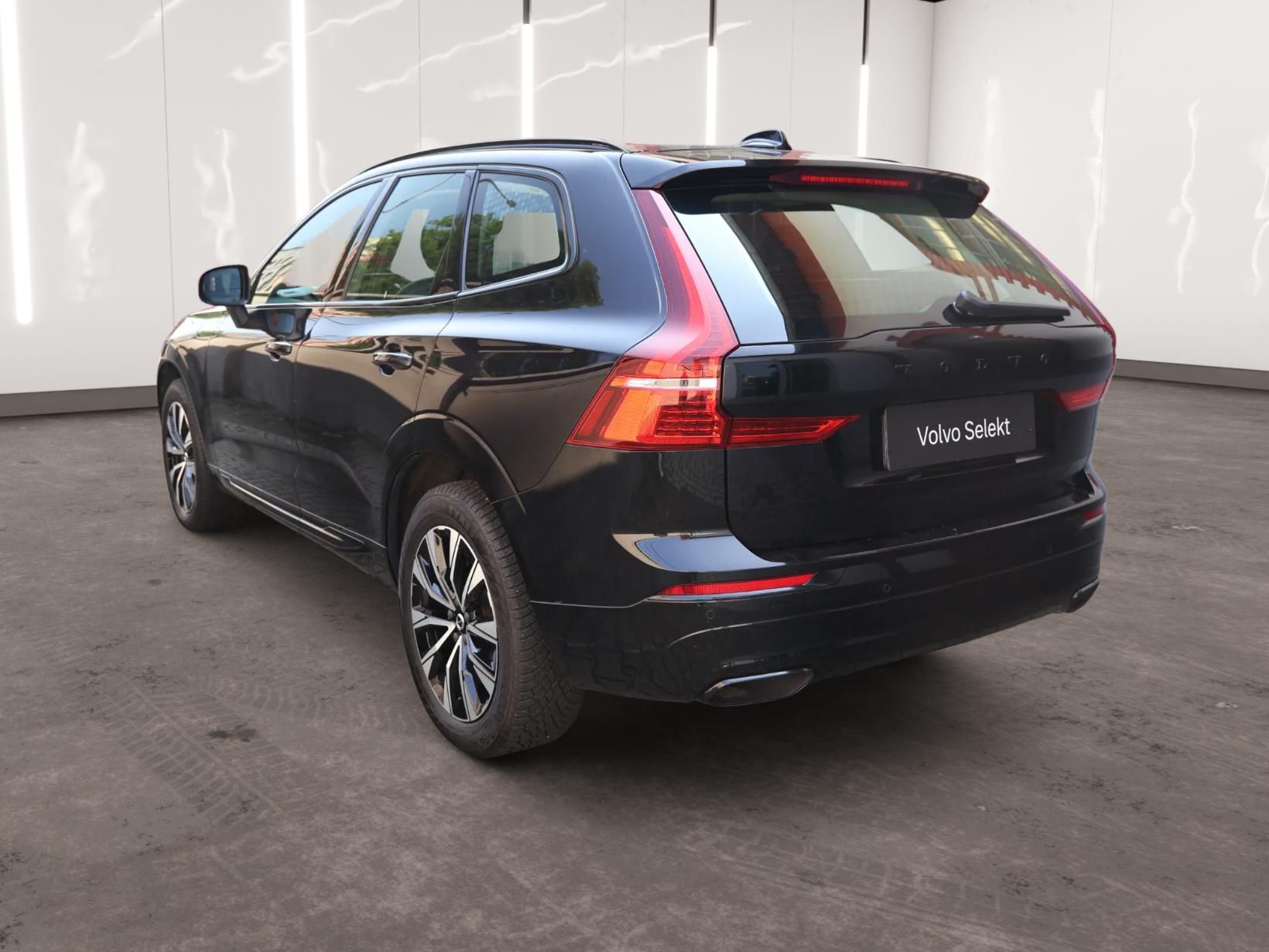 Volvo XC60, B5 Mild Hybrid AWD Inscription - fotka 2