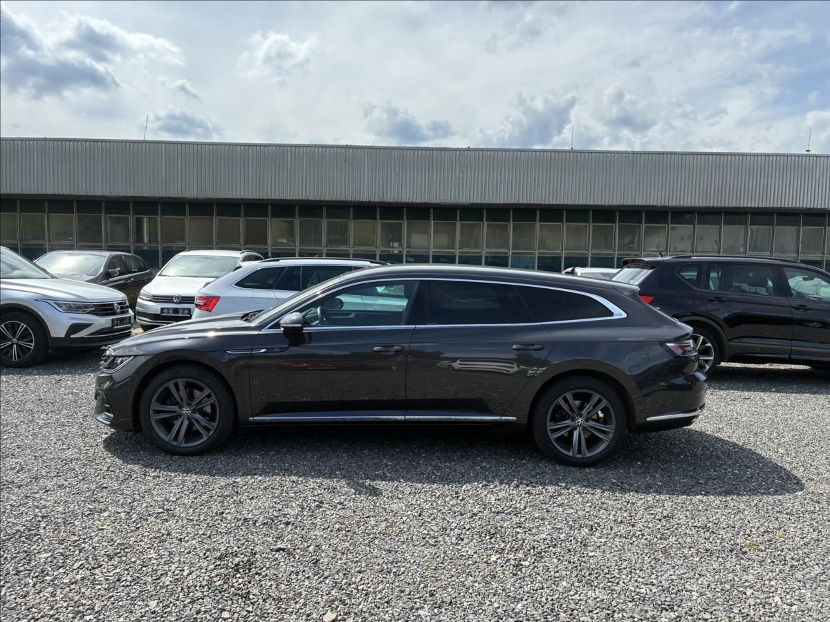 Volkswagen Arteon, 2,0 TAŽNÉ,IQ.LIGHT,PANORAMA - fotka 2