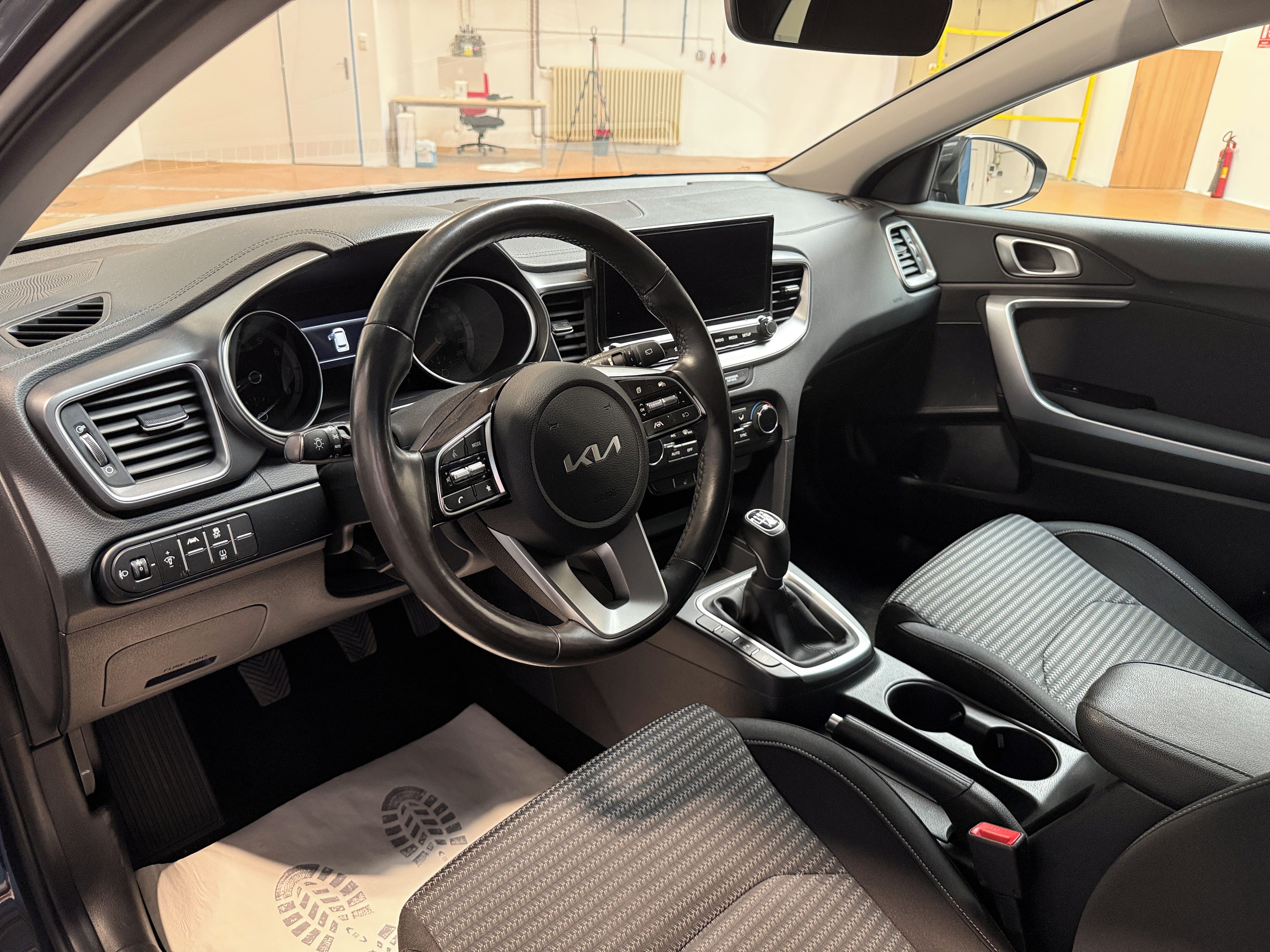 Kia Cee´d, 1.5 T-GDI 118kW Top SW - fotka 5