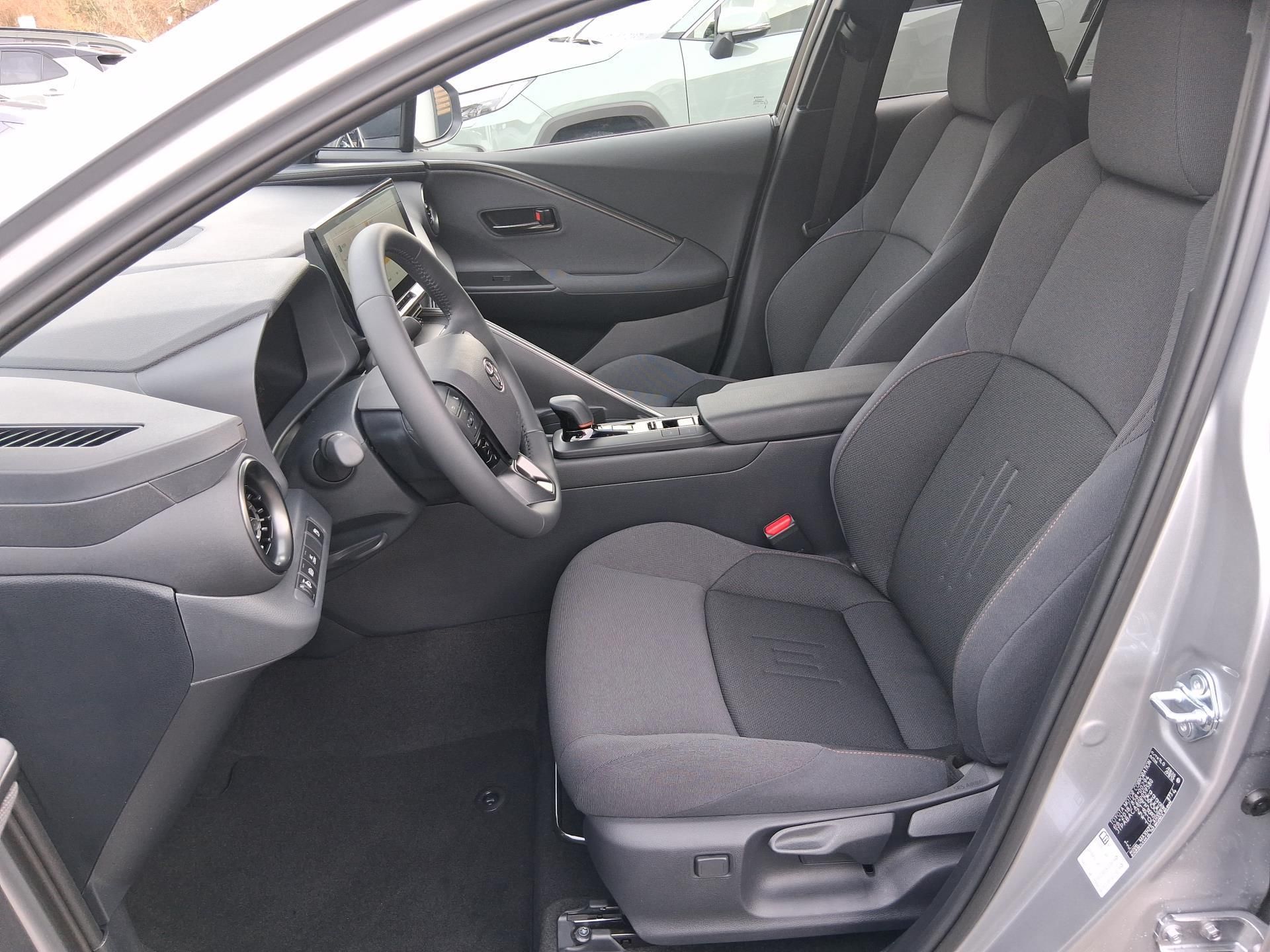 Toyota C-HR, 2.0 PHEV STYLE - fotka 4