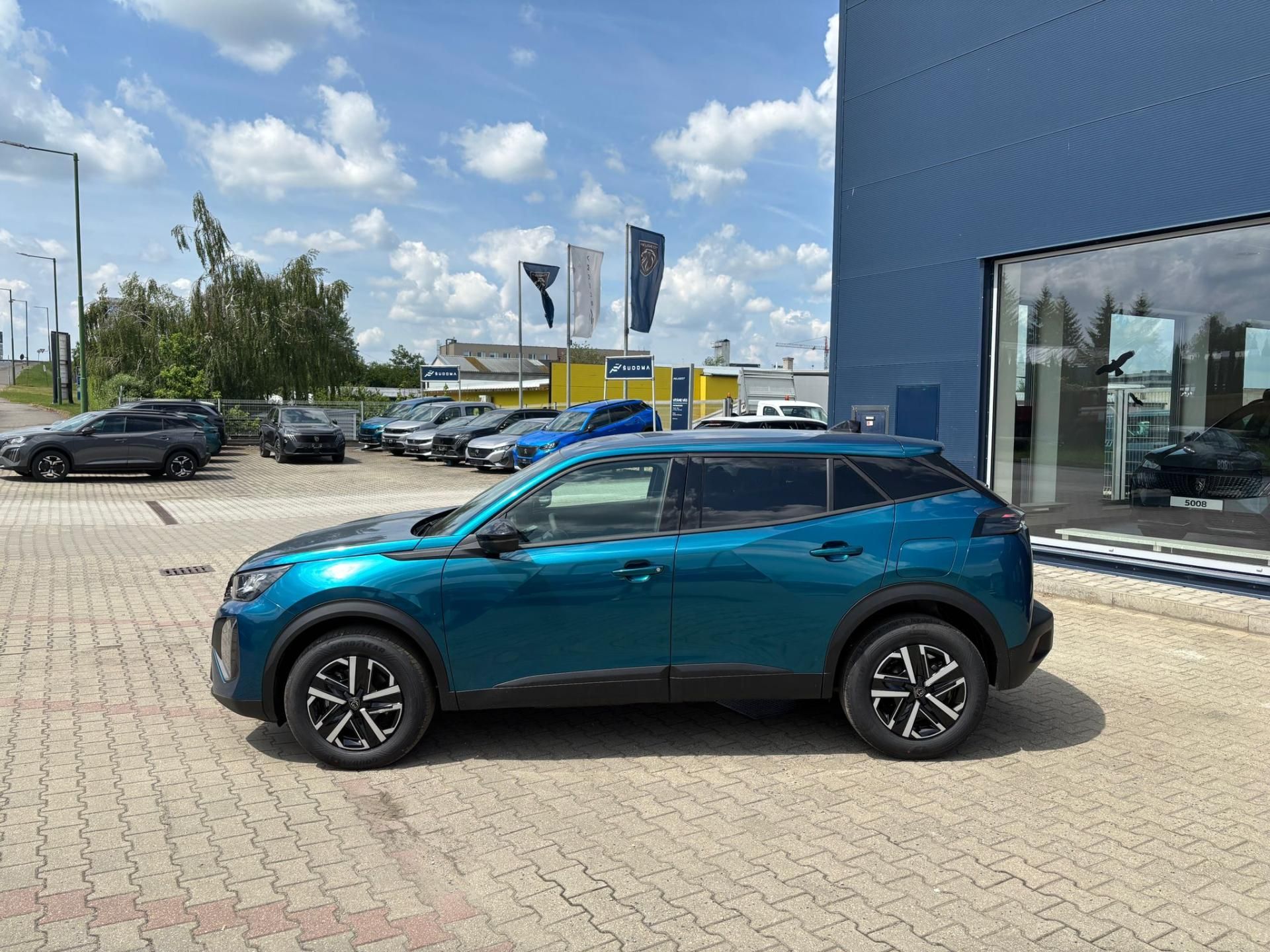Peugeot 2008, BUSINESS Hybrid 110 e-DCS - fotka 4