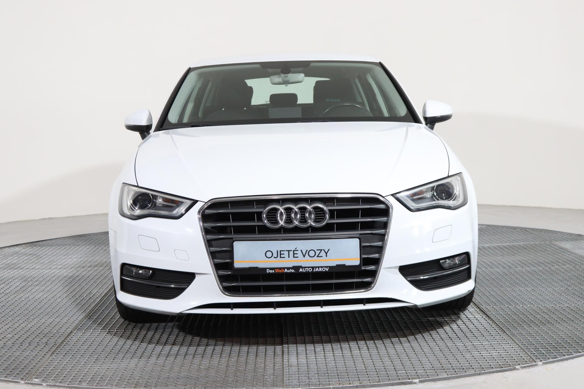 Audi A3, Attraction 1.6 TDI - fotka 4