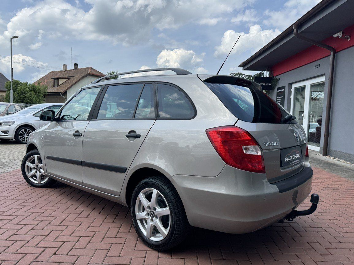 Škoda Fabia, 1.2TSi Active Klima Tažné Z. - fotka 3