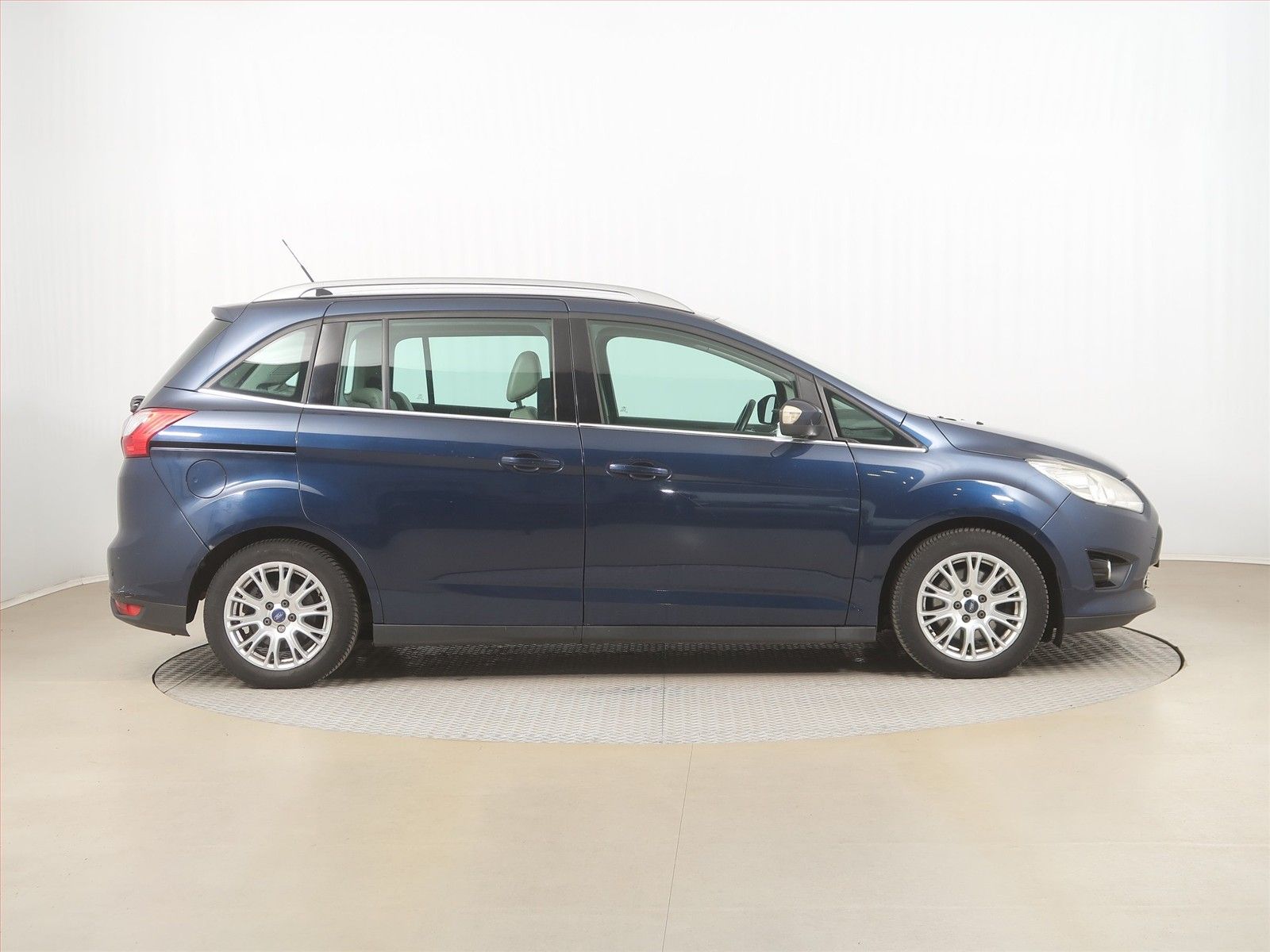 Ford Grand C-MAX, 1.6 TDCi, 7 míst - fotka 6