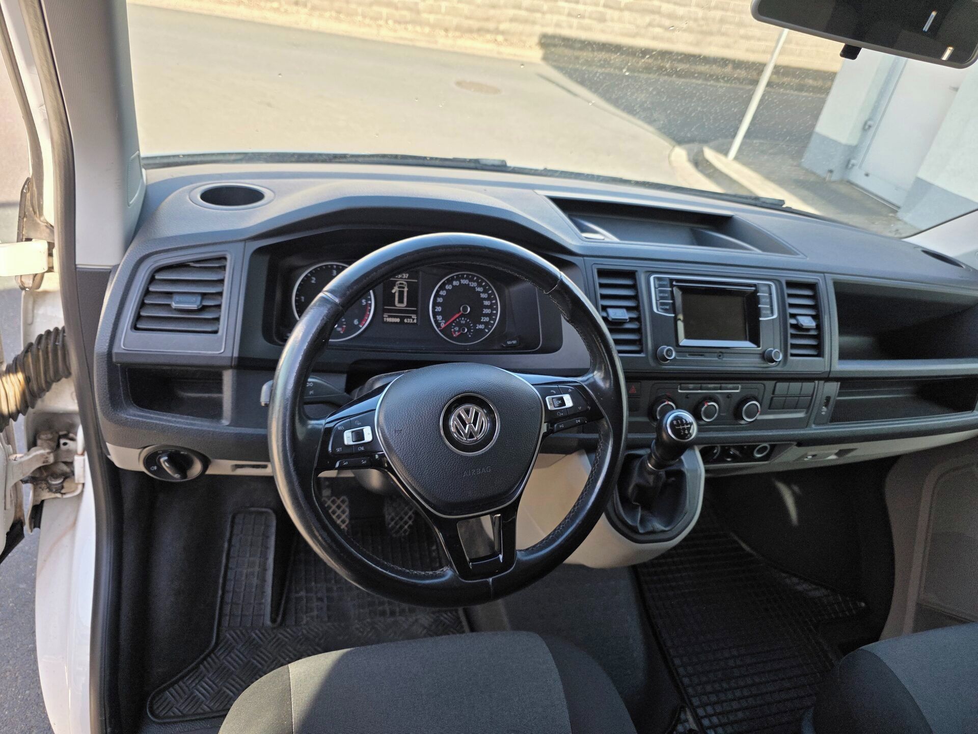 Volkswagen Transporter, T6 - fotka 6