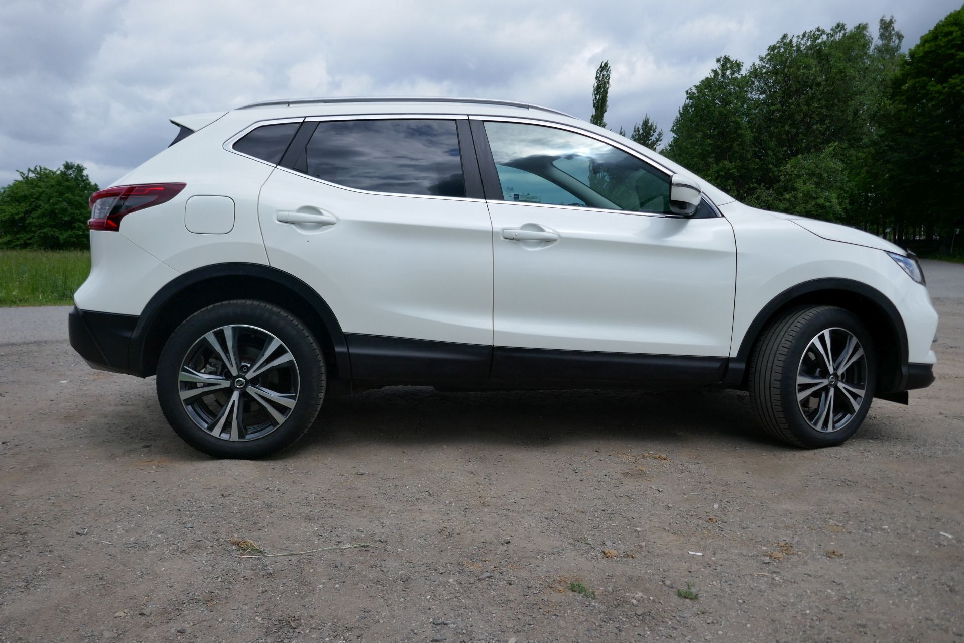 Nissan Qashqai, 1.3 DIG-T N-Connecta - fotka 6
