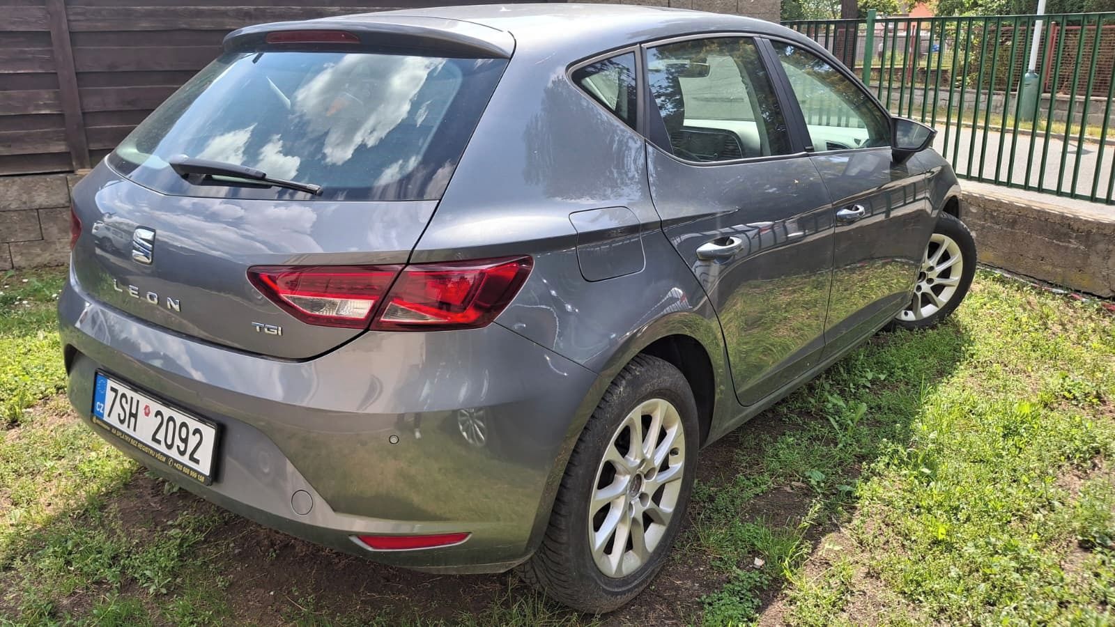 Seat Leon, 2016 na splátky všem CNG