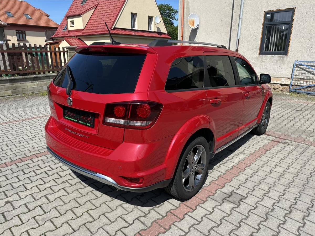Fiat Freemont, 2,0 4x4 AUTOMAT - fotka 3
