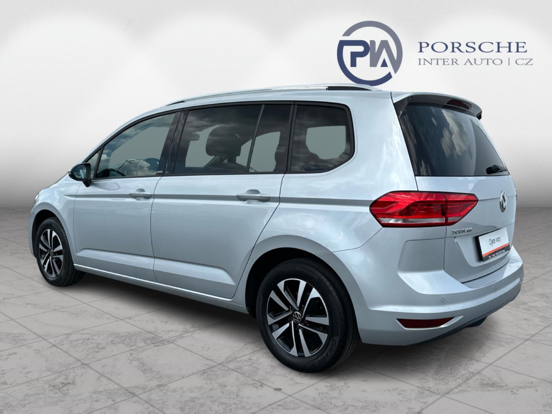 Volkswagen Touran, Comfortline 2.0 TDI 85 kW MAN. - fotka 4