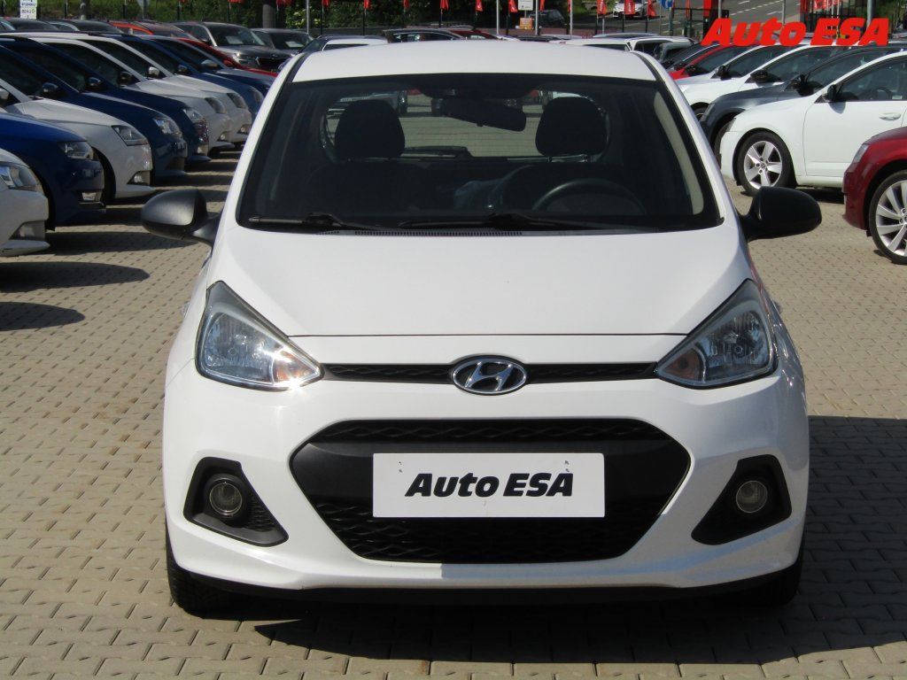 Hyundai i10, 1.0i,AC - fotka 2