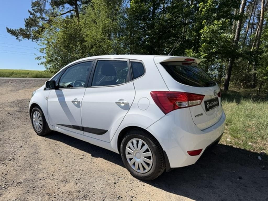 Hyundai ix20, 1,4i, koupeno v ČR - fotka 4