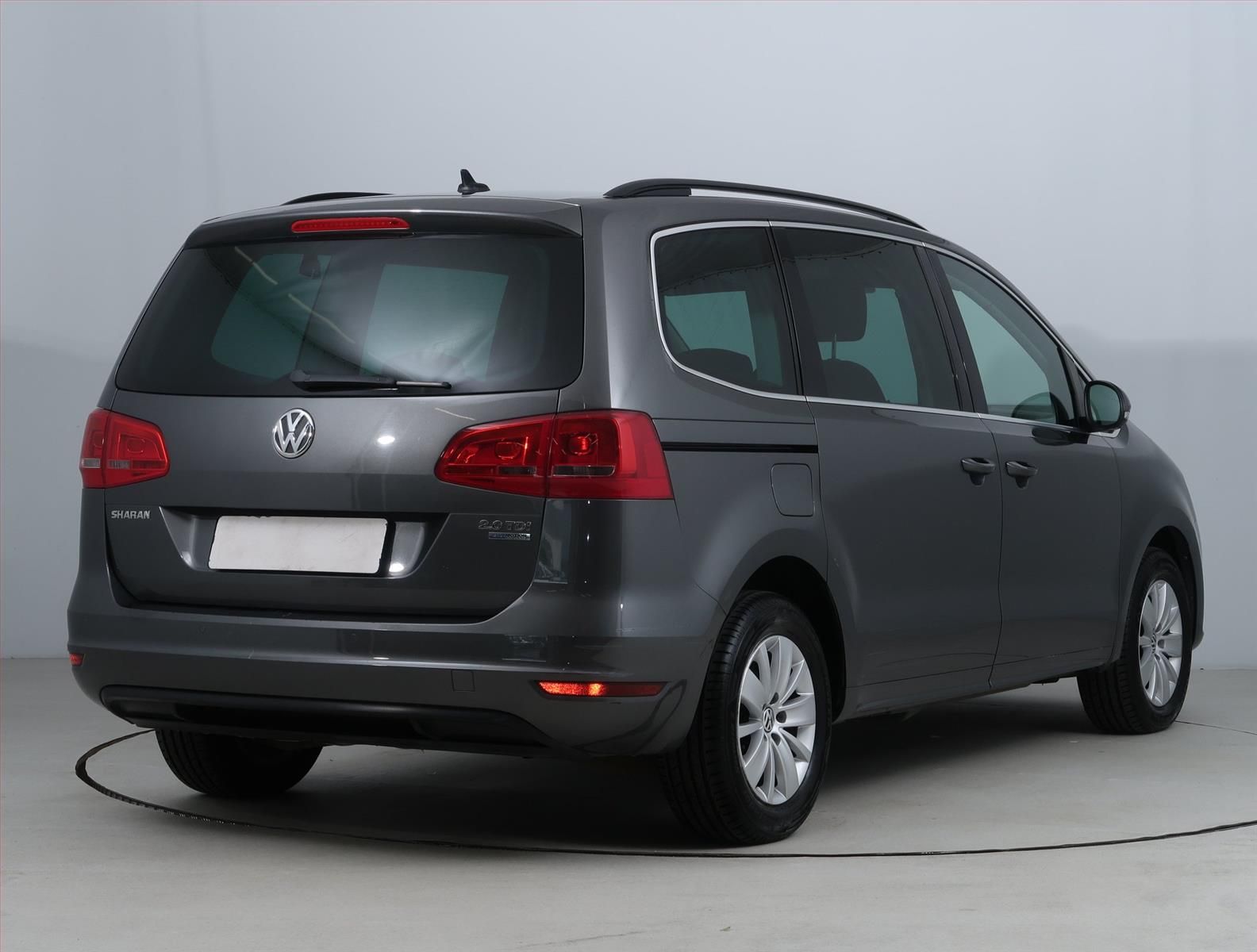 Volkswagen Sharan, 2.0 TDI, Navi - fotka 5