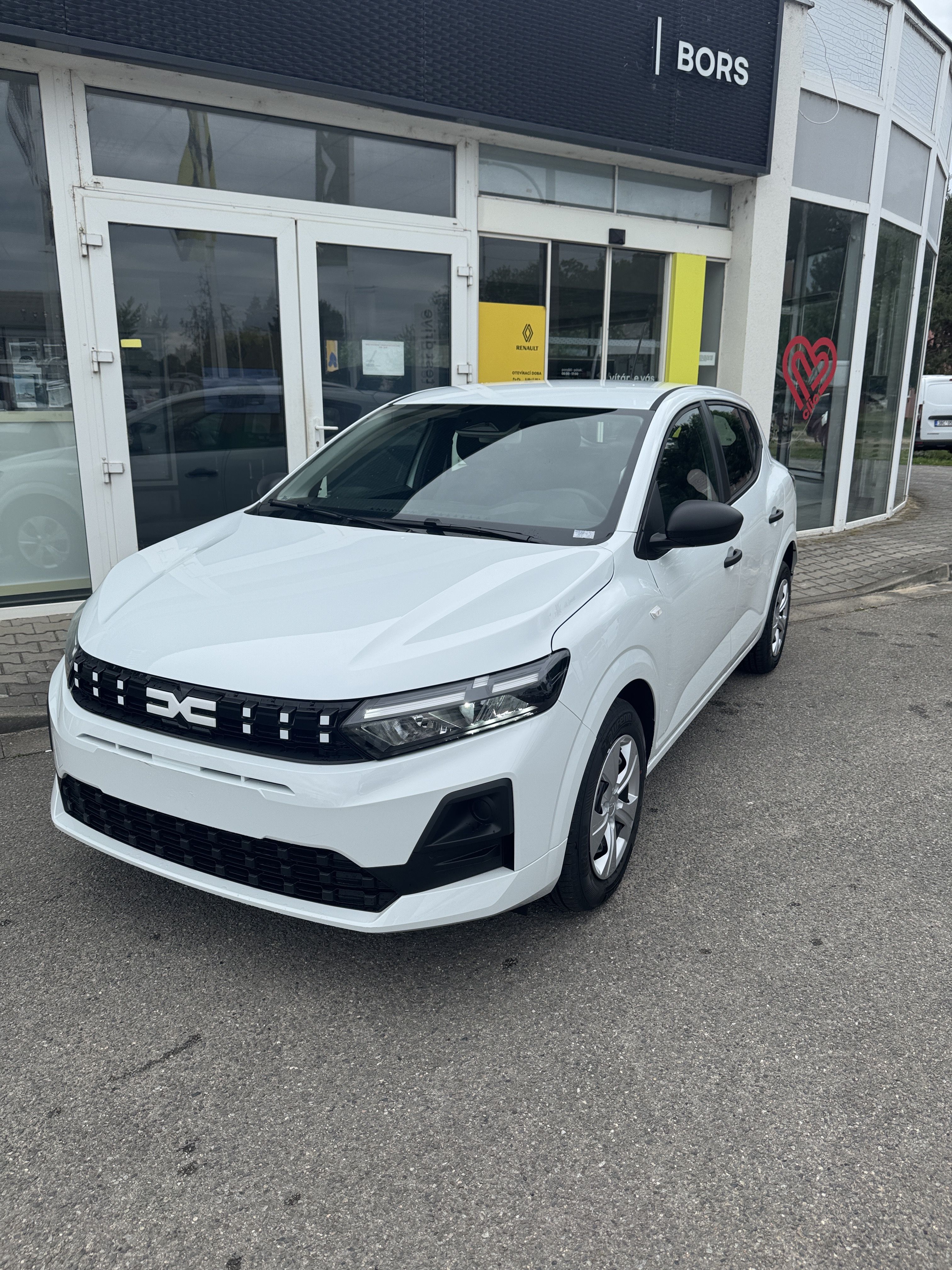 Dacia Sandero, Essential TCe 100