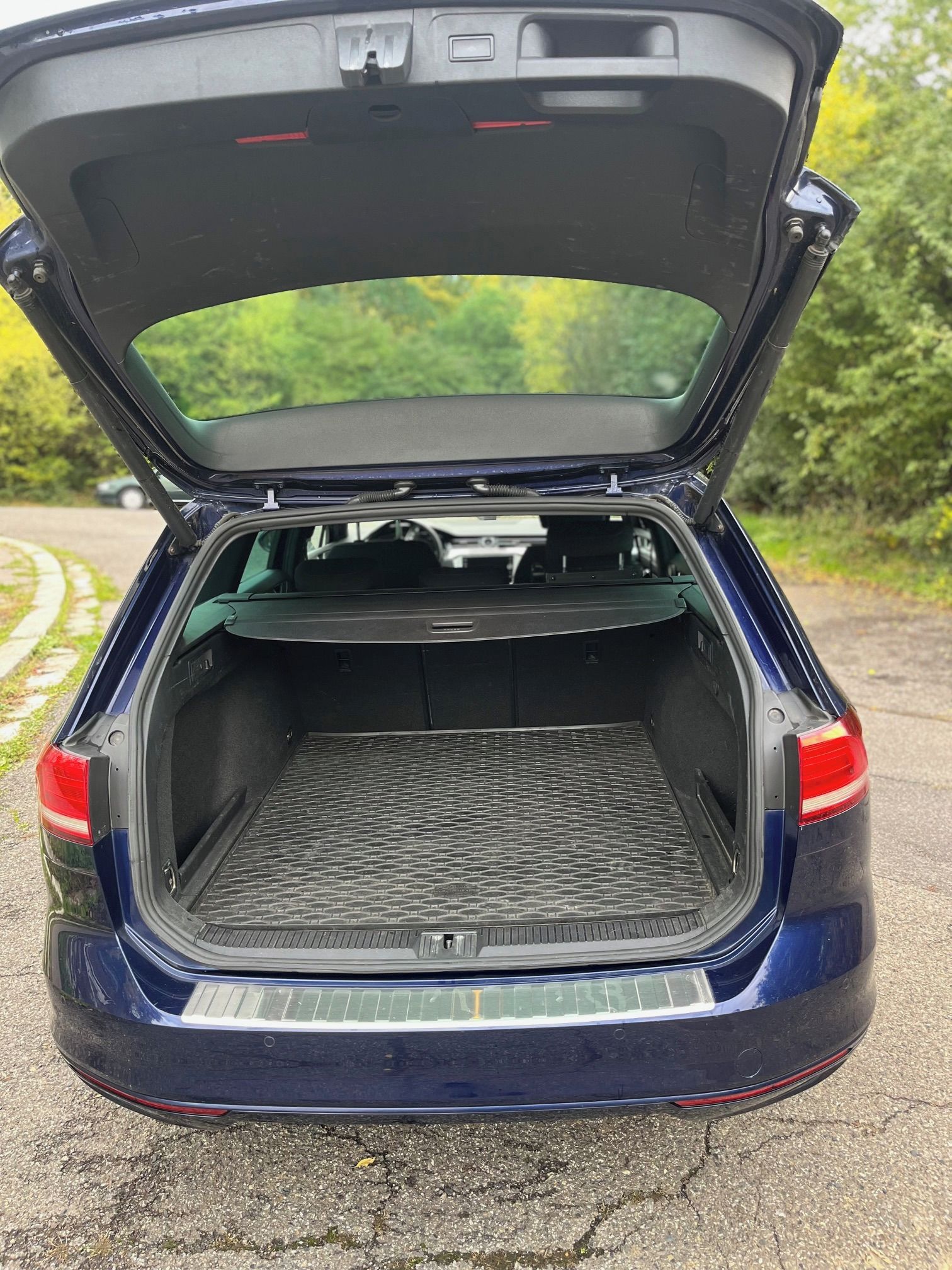 Volkswagen Passat, B8, 2.0 TDI 110kW DSG - fotka 5