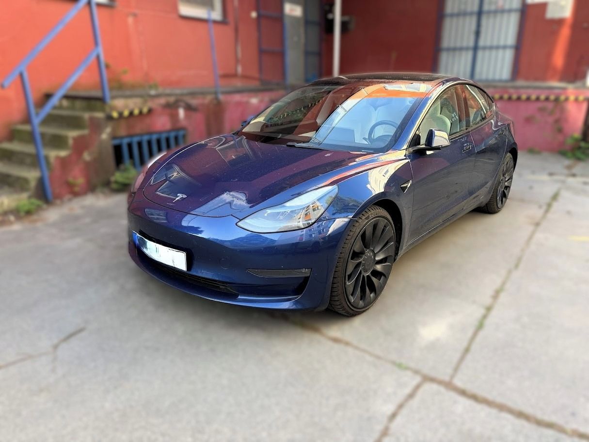 Tesla Model 3, Performance EAP Baterie K.O.