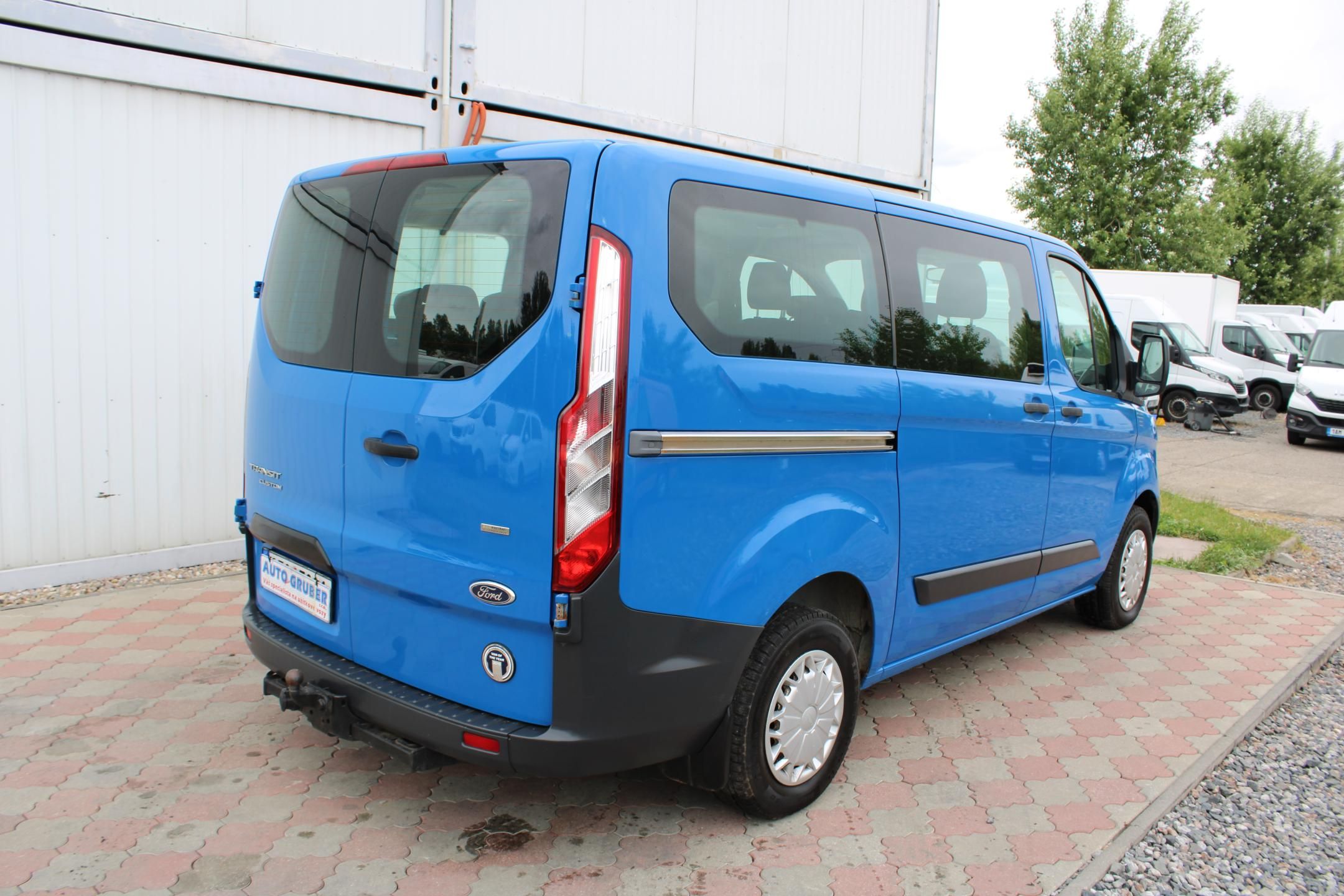 Ford Transit Custom, 310 2,2TDCI 9míst L1H1+klima - fotka 4