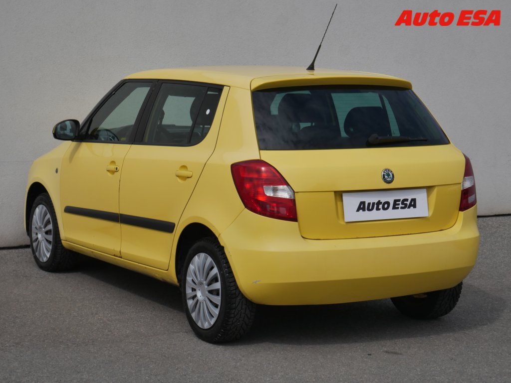 Škoda Fabia, 1.2 HTP,ČR - fotka 6