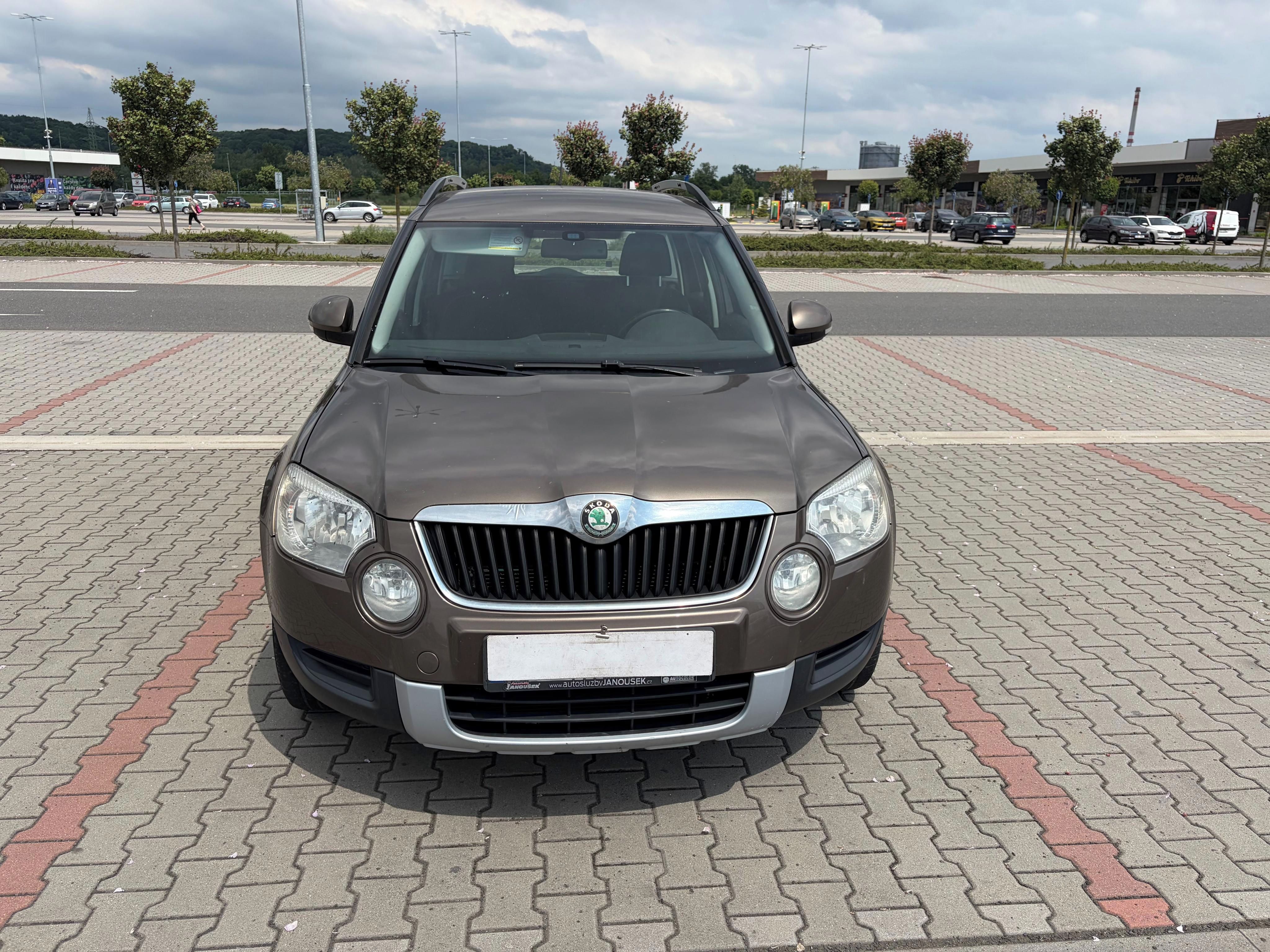 Škoda Yeti, 2.0 TDi 81kw 4x4 ČR serviska - fotka 6