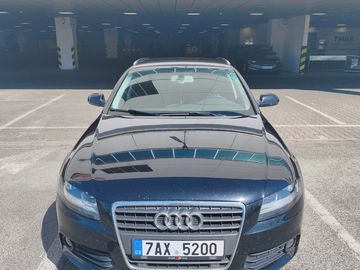 Audi A4 B8