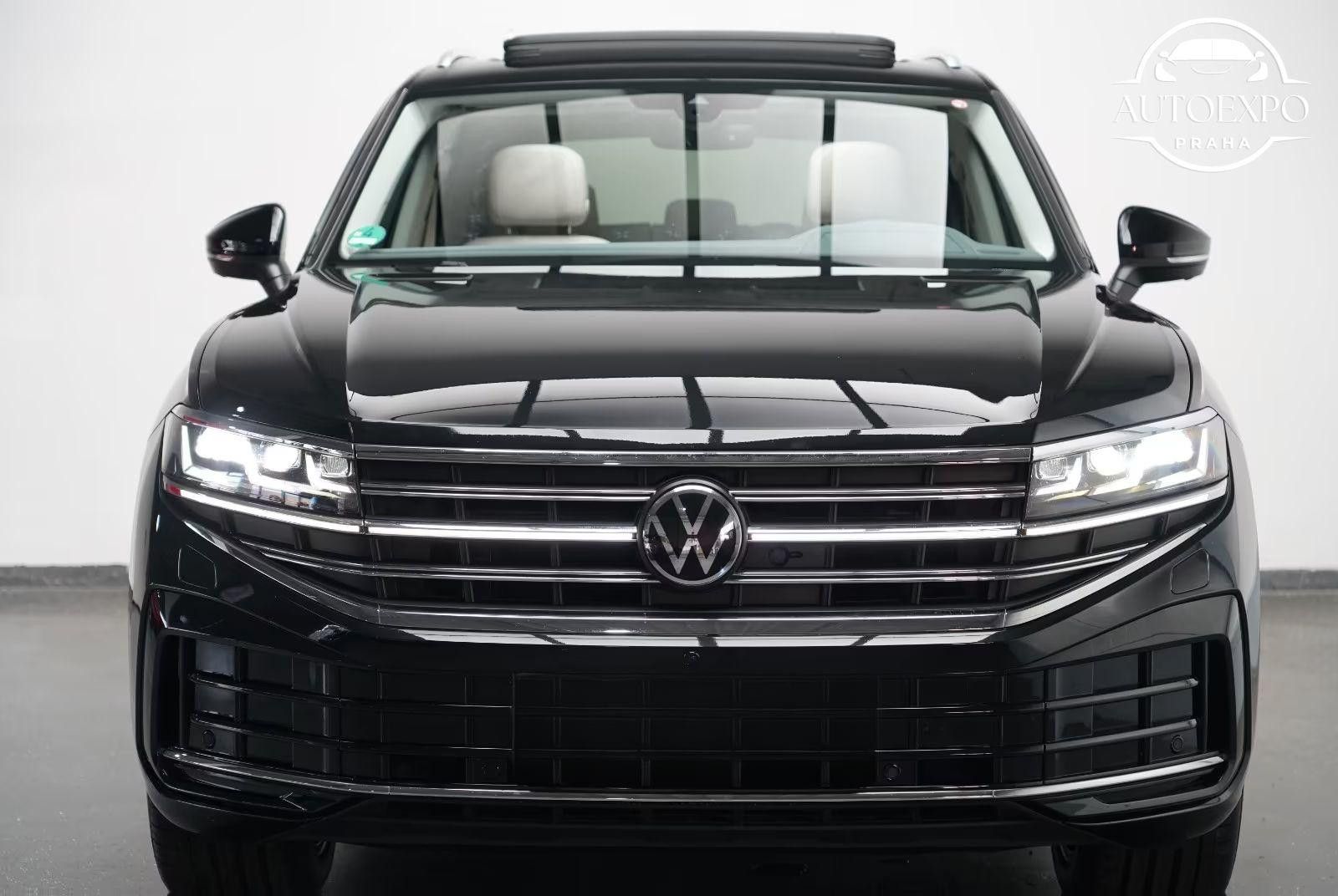 Volkswagen Touareg, 3.0TDI 4Matic  Elegance PANO - fotka 2