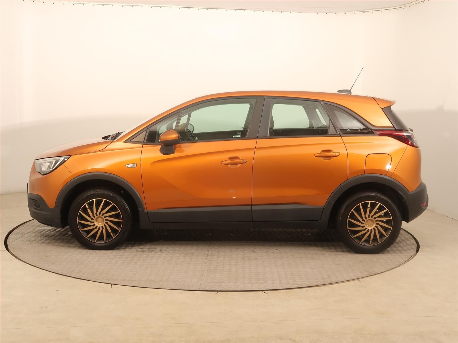 Opel Crossland, 1.2 Turbo, Tempomat - fotka 3