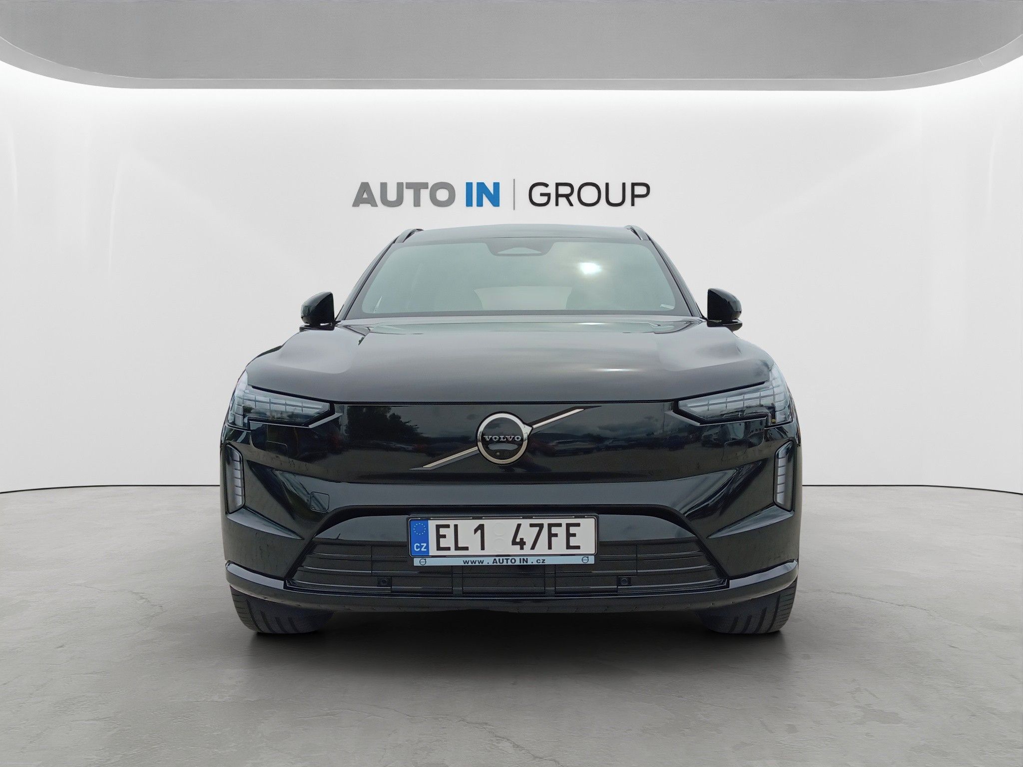 Volvo EX90, ULTRA TWIN Motor vzduch B&W - fotka 2