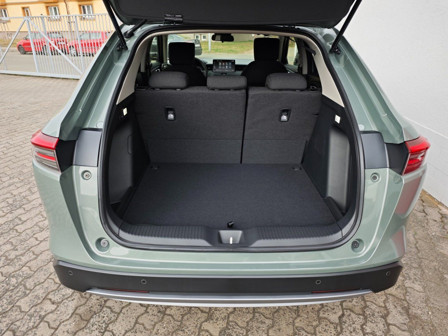 Honda HR-V, 1.5 eHEV Elegance MR27 SKLADEM - fotka 6