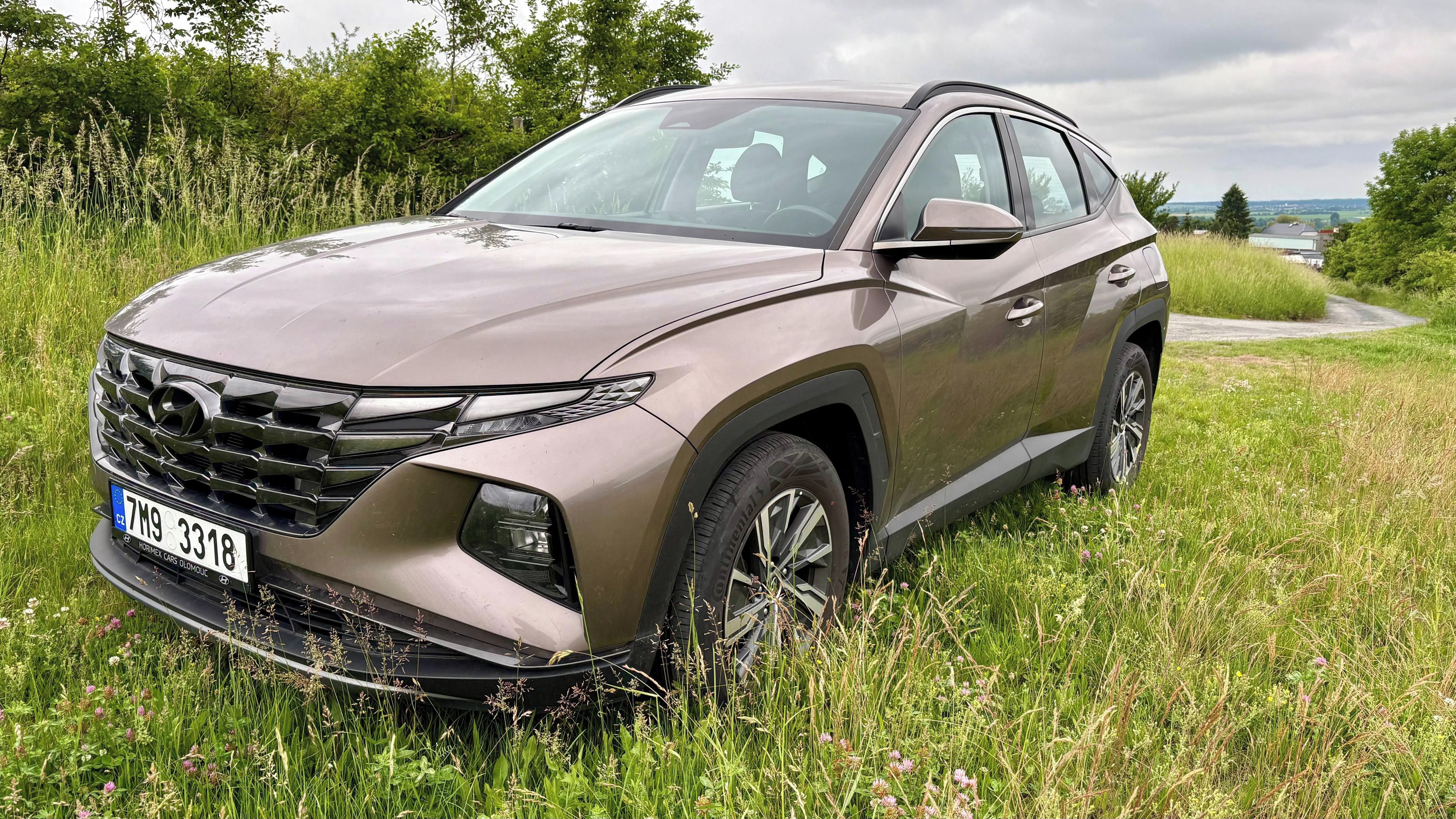 Hyundai Tucson, 1.6TGDi 110kW Smart 1.maj ČR - fotka 3