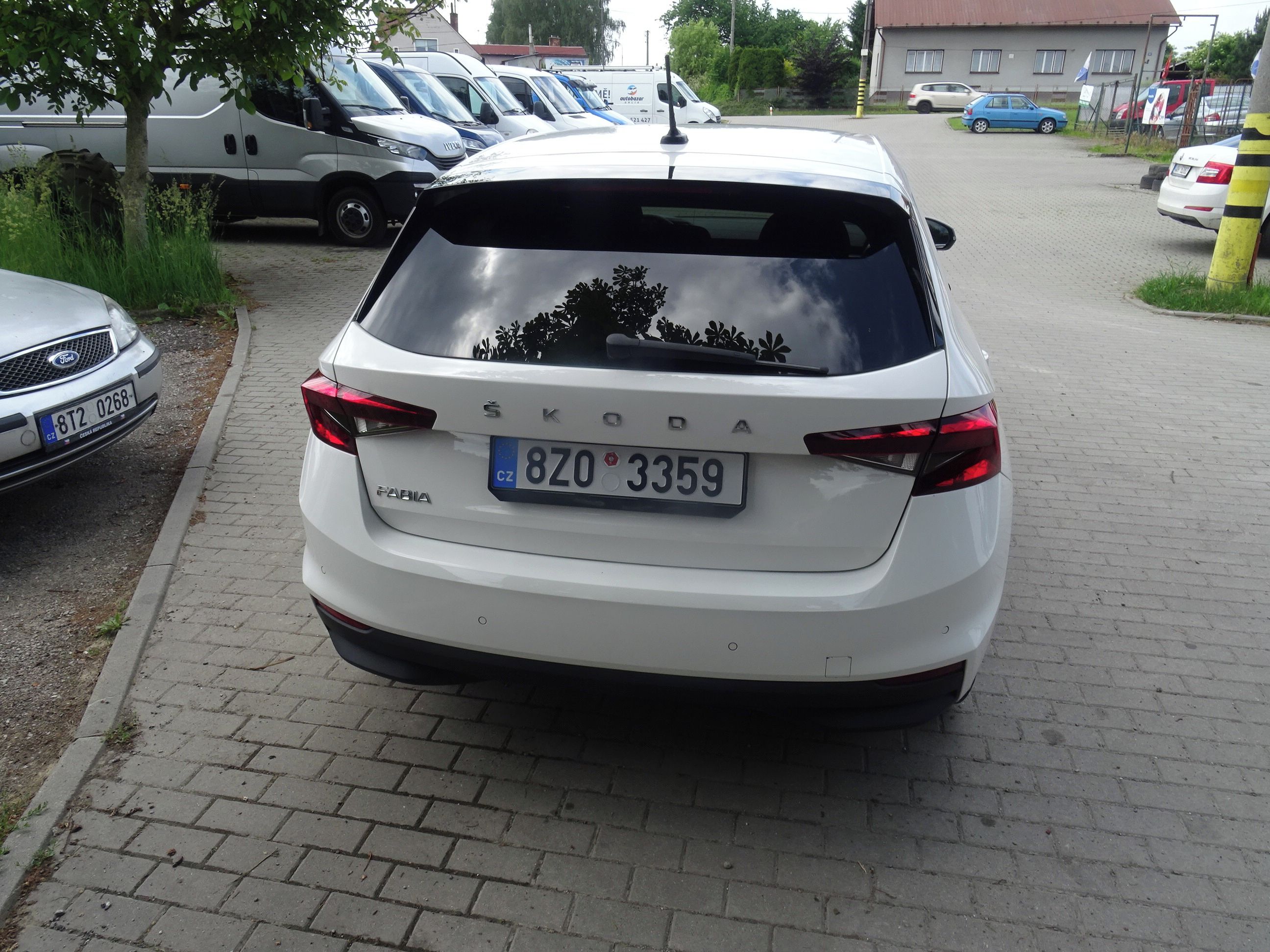 Škoda Fabia, 1.0 TSI, KOUPENO V ČR - fotka 4