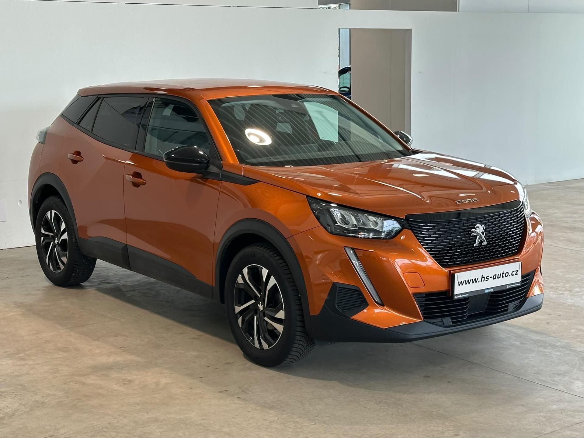 Peugeot 2008, 1.2i,ČR,1.maj,tovární záruka