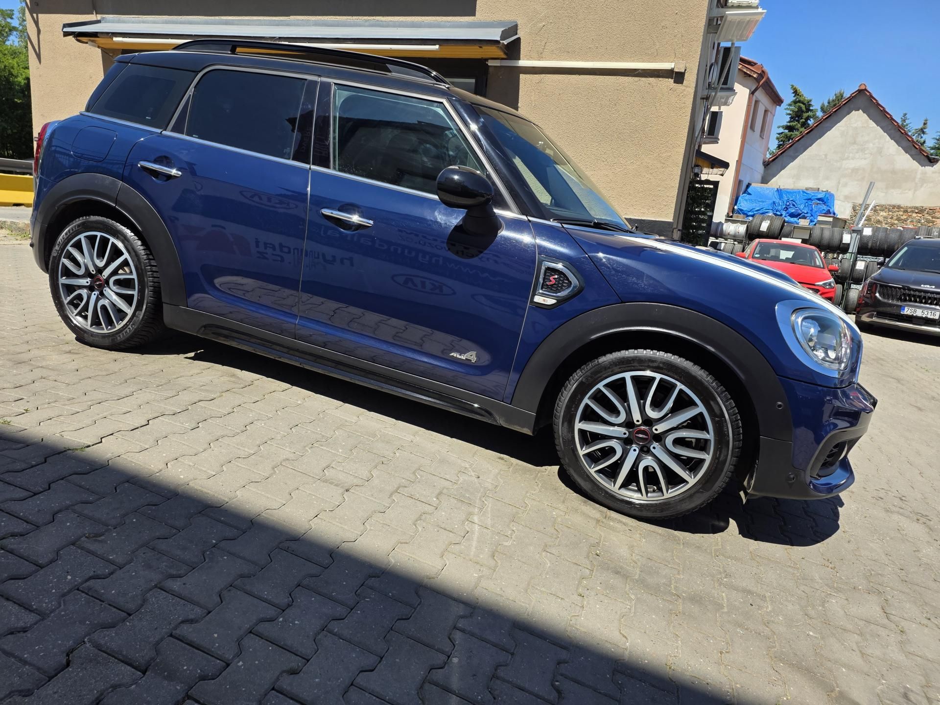 Mini Cooper S, 2.0-JOHN COOPER S-4x4 - fotka 6