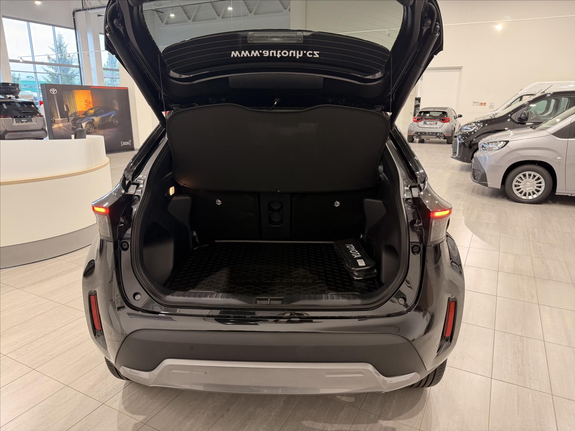 Toyota Yaris Cross, 1,5 Executive monotone  (130k) - fotka 5