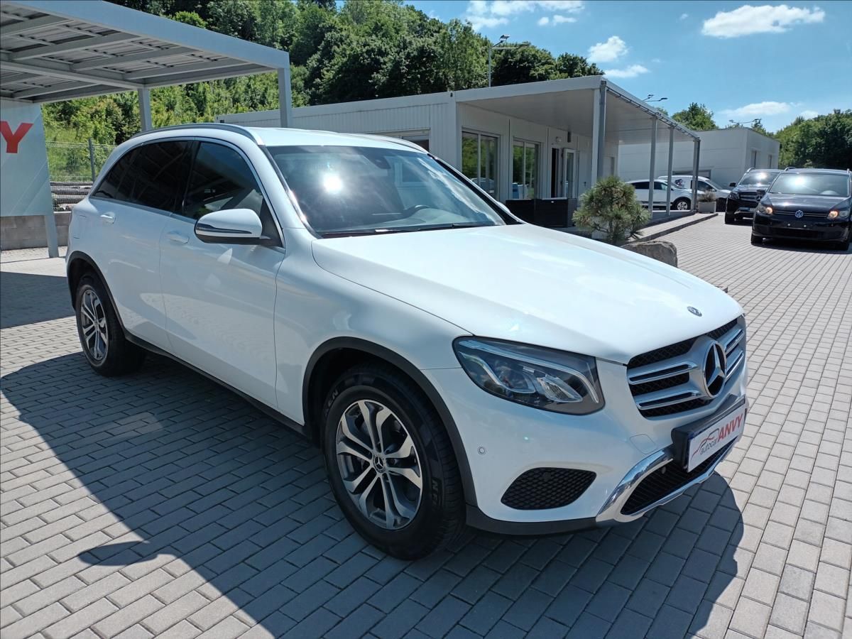 Mercedes-Benz GLC, 2,1 220D,ČR,1MAJ,KŮŽE,TZ,NAVI, - fotka 3