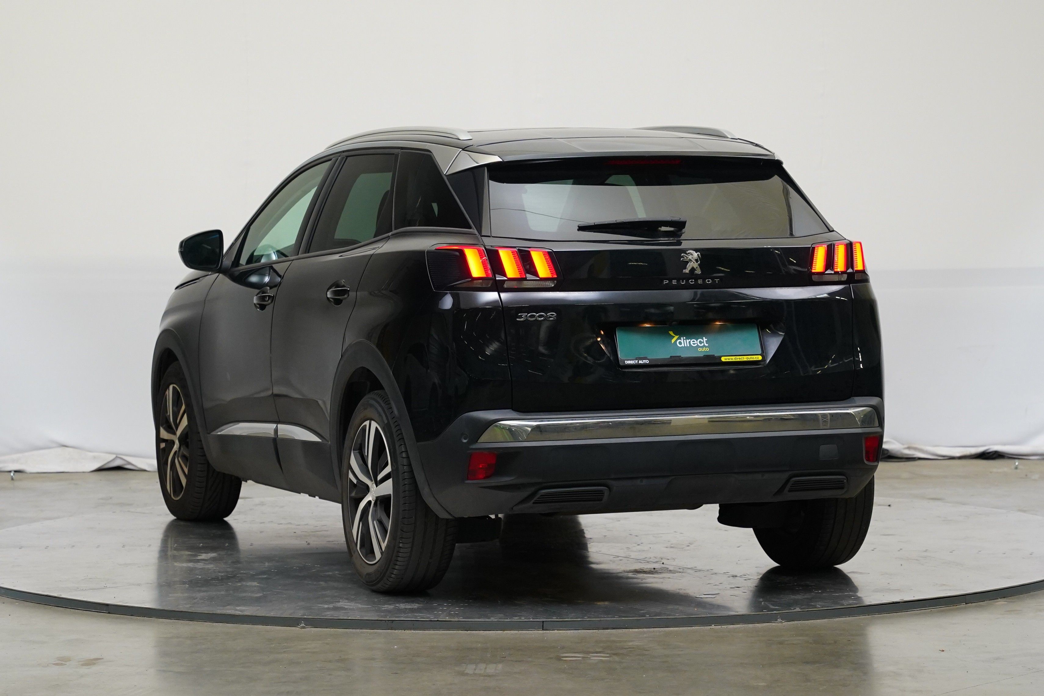 Peugeot 3008, 1.2 PureTech 96 kW Allure - fotka 4