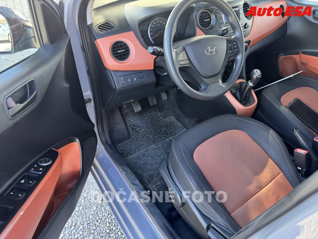 Hyundai i10, 1.0i - fotka 3