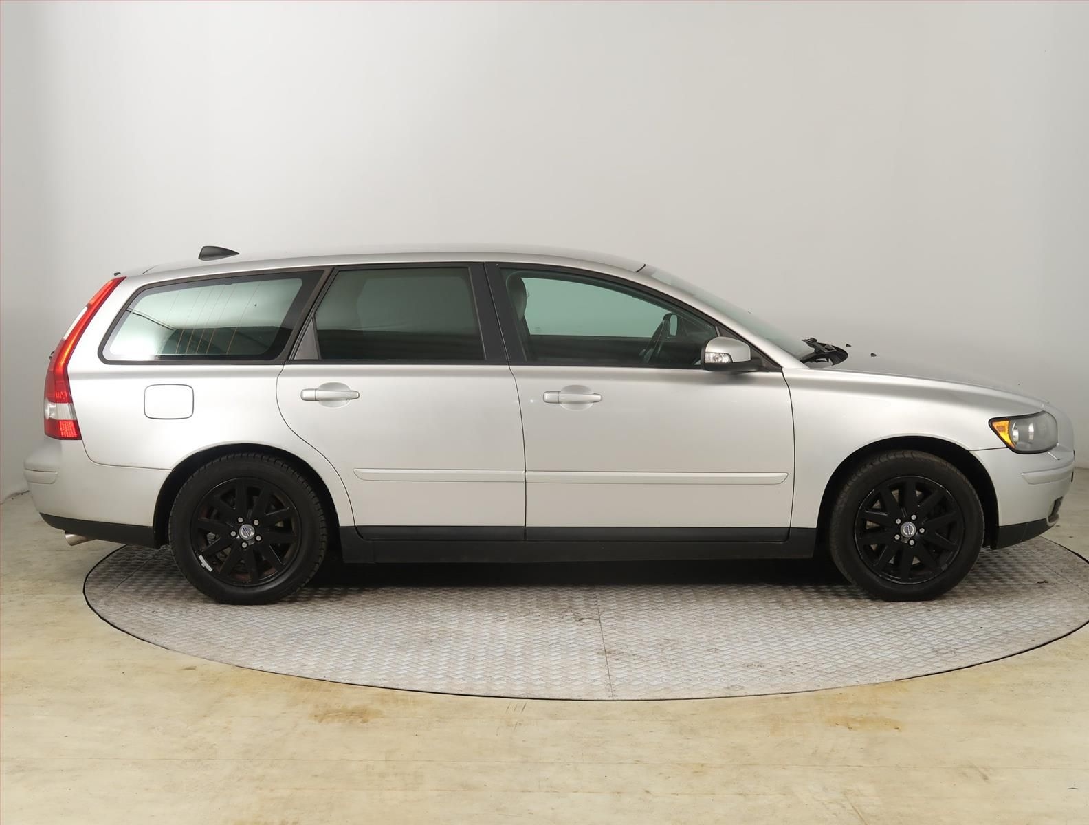Volvo V50, D5, Automat, Automatická klima - fotka 6