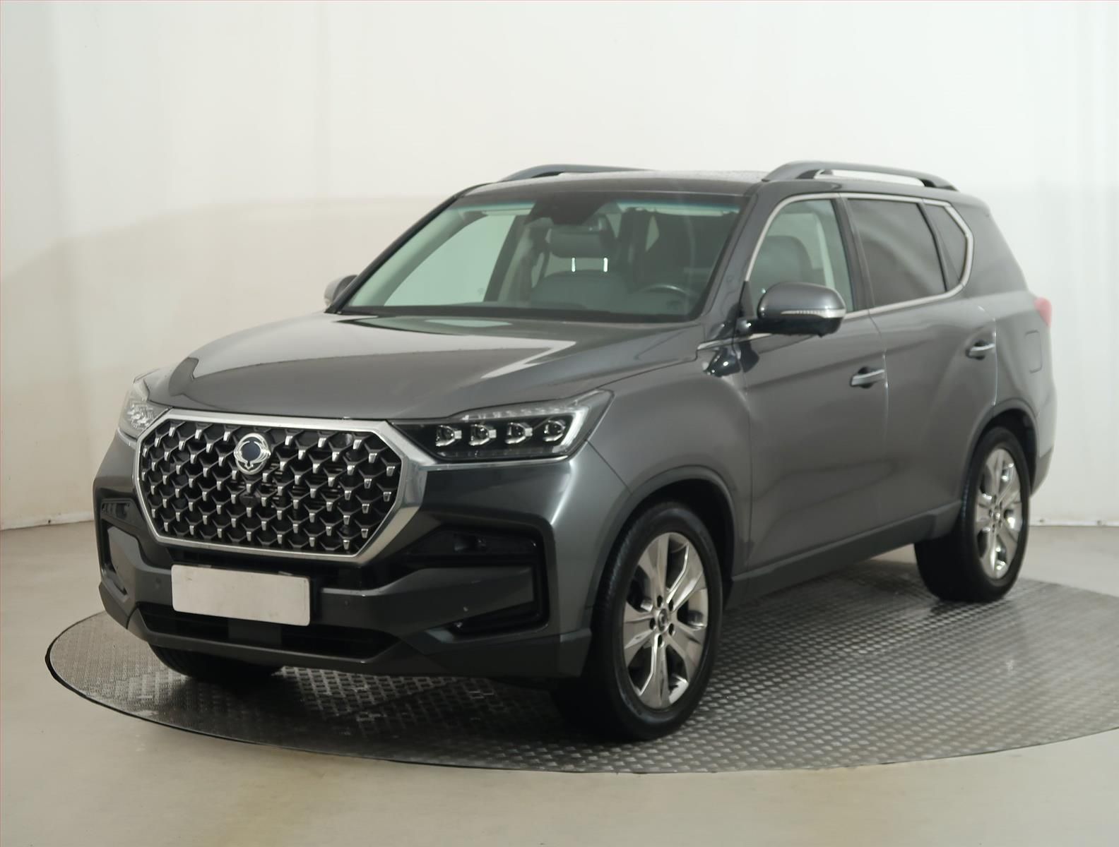 SsangYong Rexton, 2.2 Diesel, 4X4, Automat, ČR - fotka 2