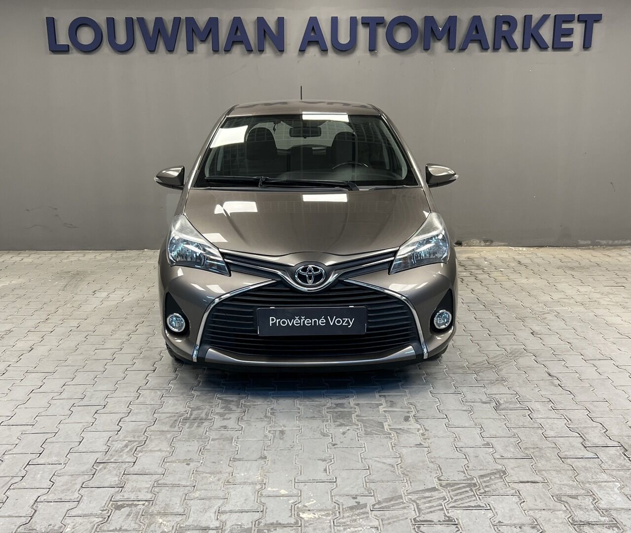 Toyota Yaris, 1,3 VVTi Active Trend - fotka 6