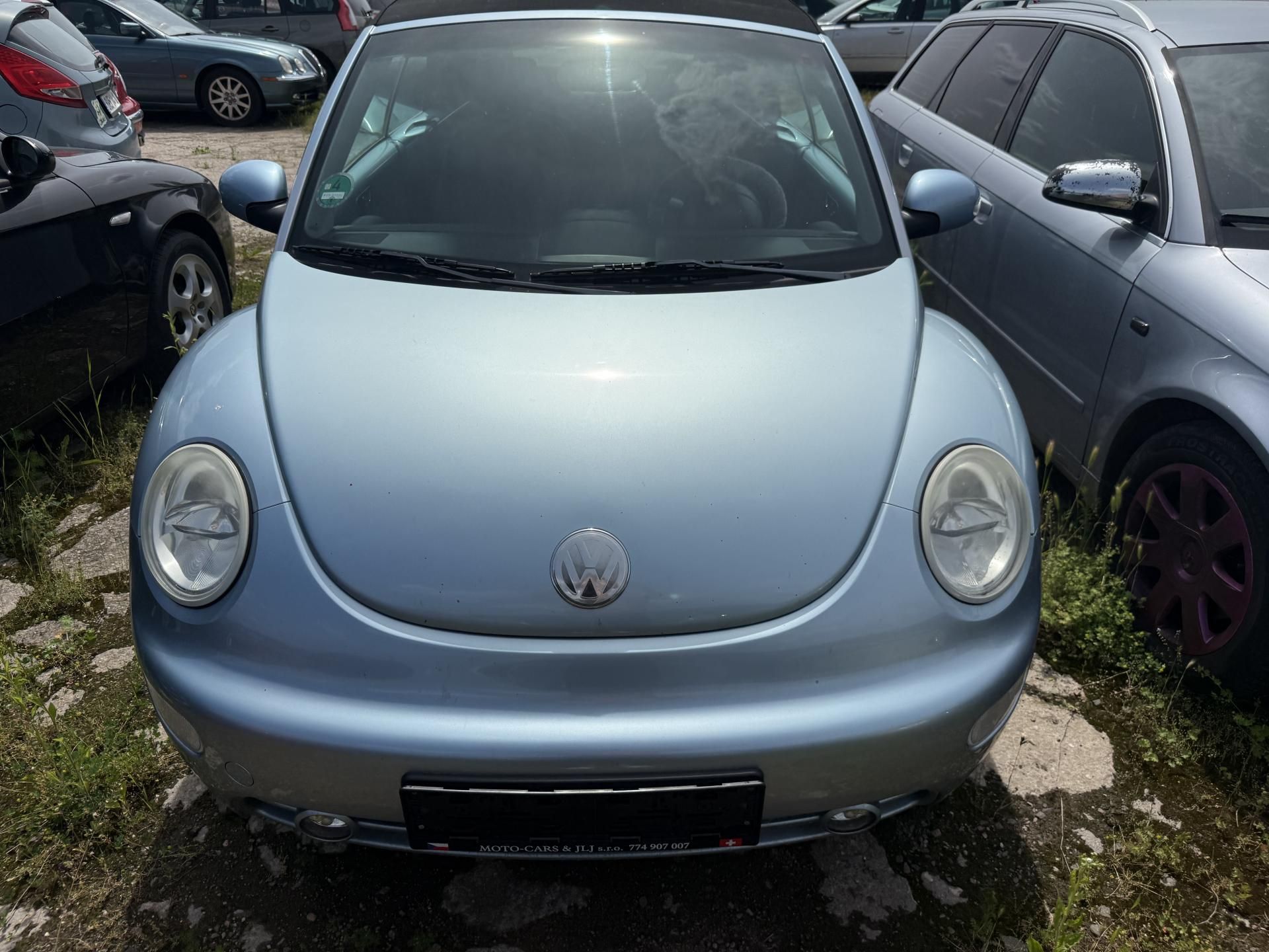 Volkswagen New Beetle, Kabroušek 1.6 75kw - fotka 4