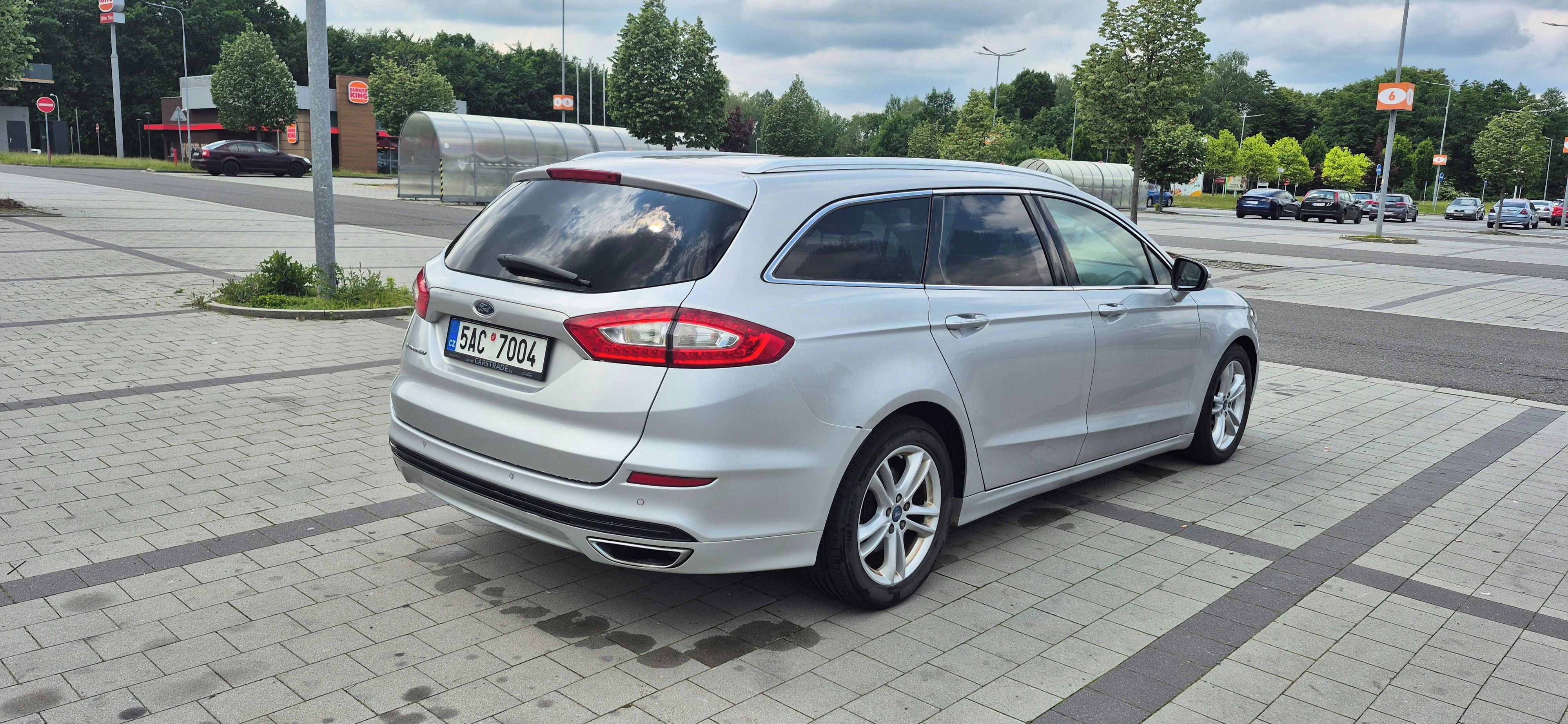 Ford Mondeo, 2.0 TDCi, Titanium, AWD, DPH - fotka 5
