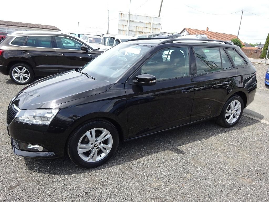 Škoda Fabia, COMBI III FC 1,0 TSI - 2021 - fotka 3