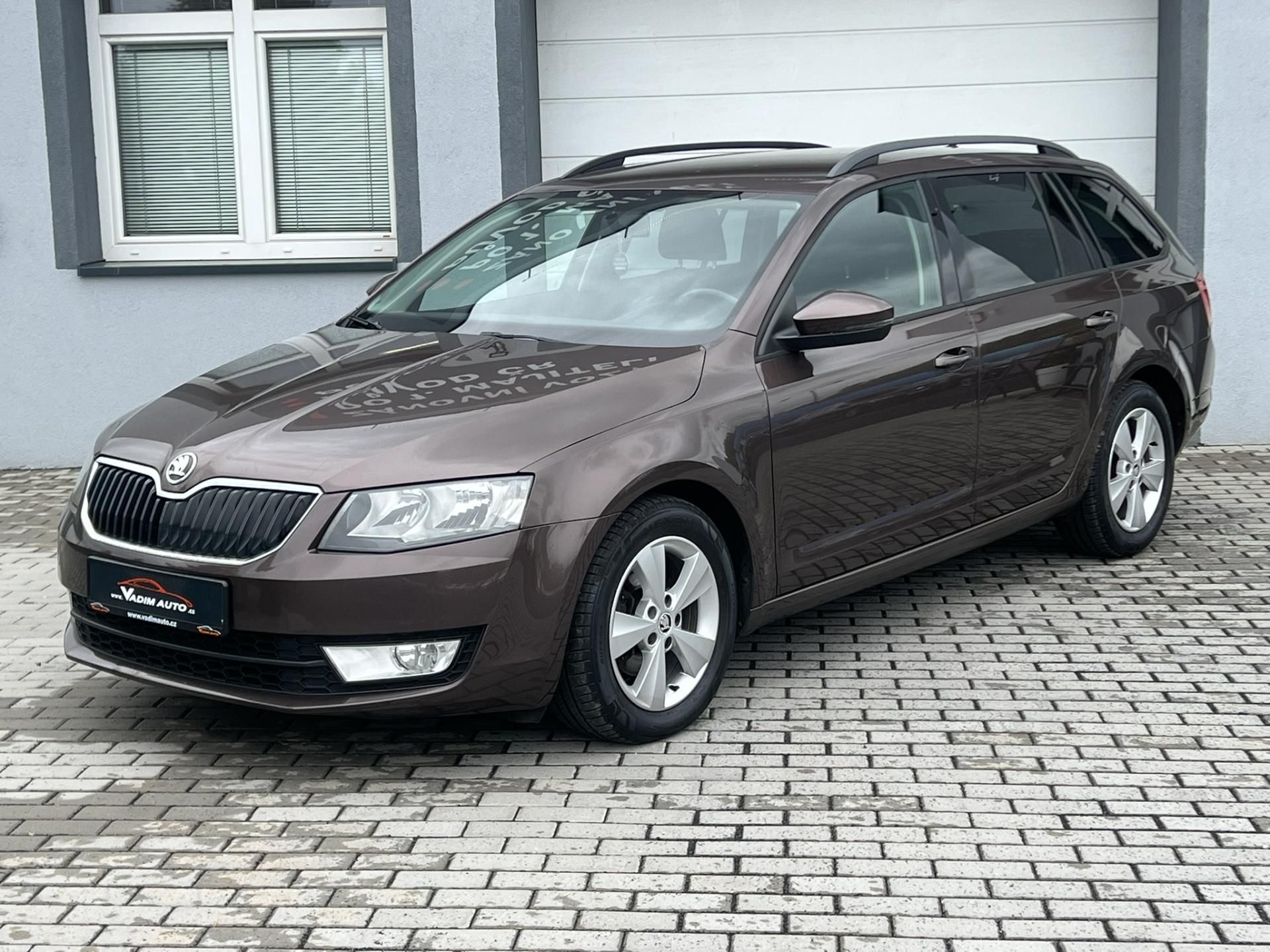 Škoda Octavia, 2.0 TDI 110KW ČR NOVÉ - fotka 2