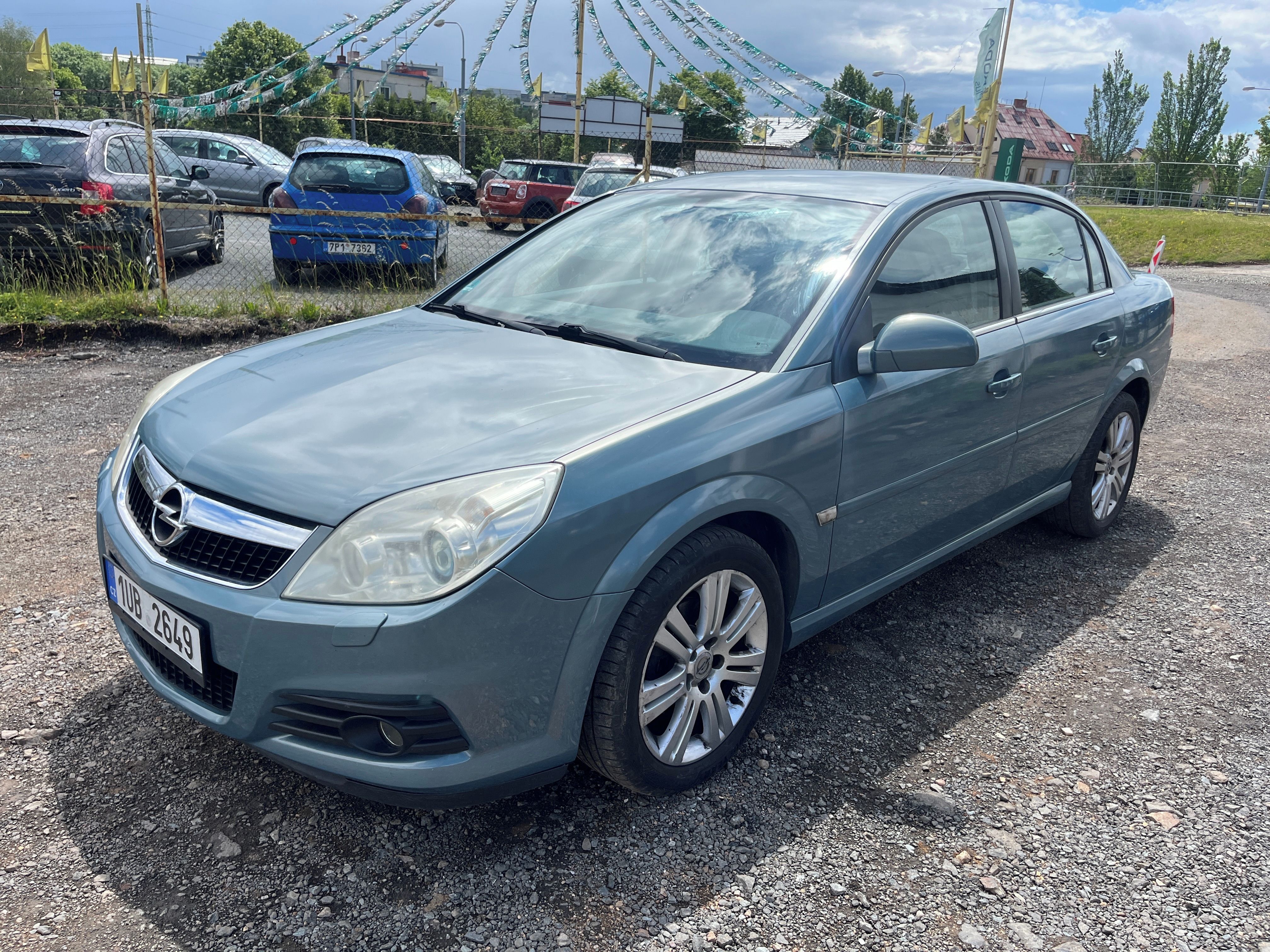 Opel Vectra, 1.8i 90kw alu + zimní závěs