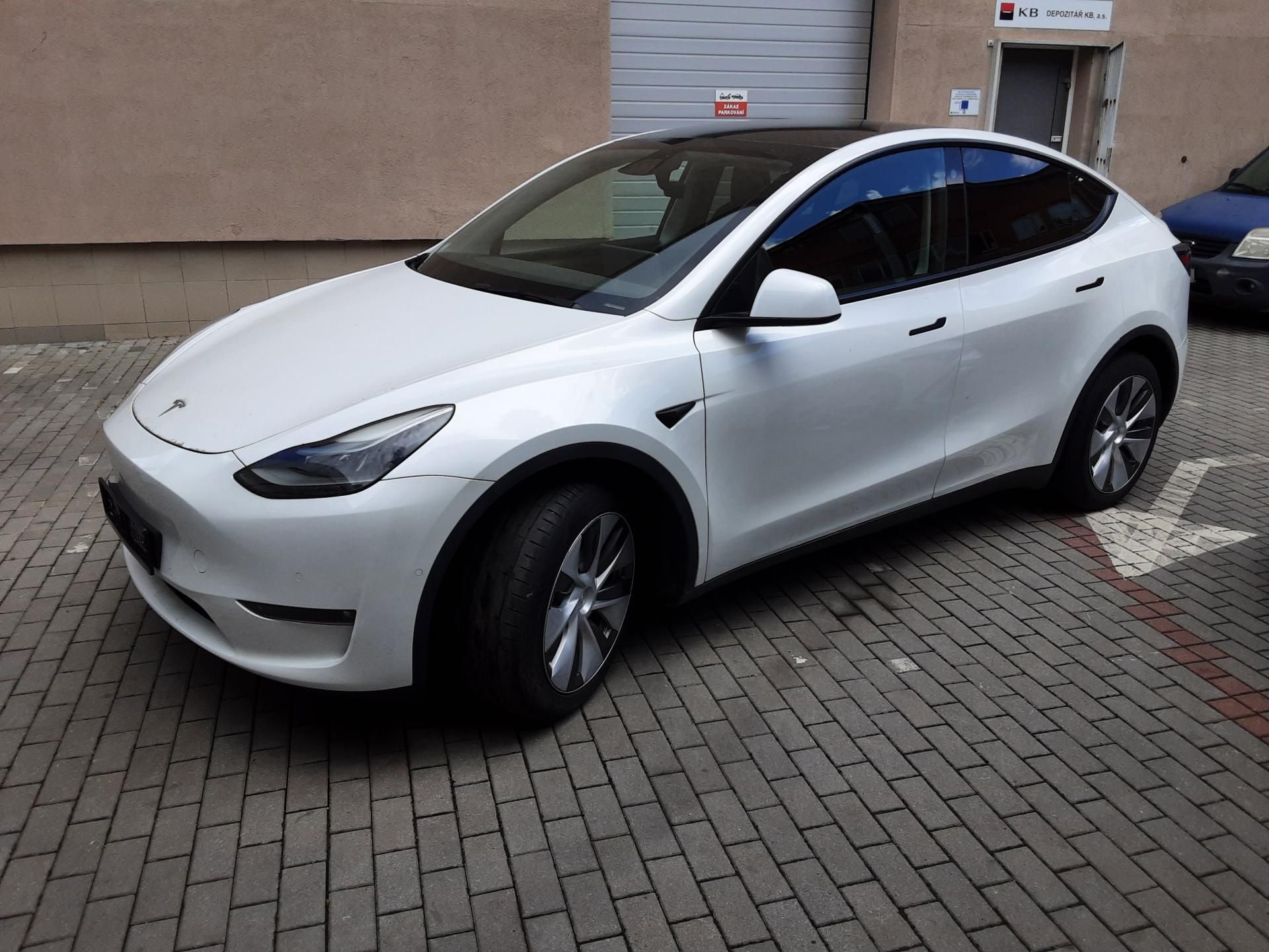 Tesla Model Y, Long Range AWD DE SoH 94,3%