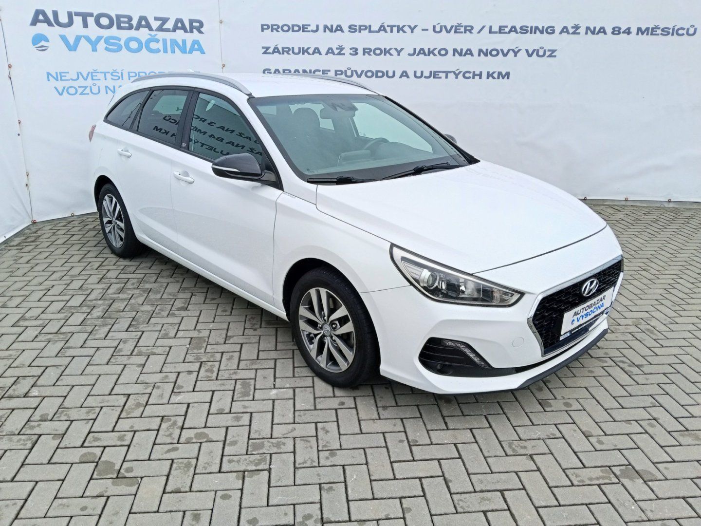 Hyundai i30, Com.1.0T-GDi Go! ČR+1.majitel! - fotka 3