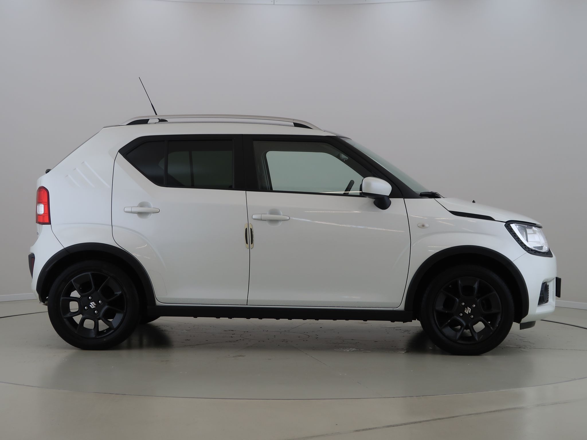 Suzuki Ignis, 1.2DualJet,4x4,PremiumALLGRIP - fotka 4