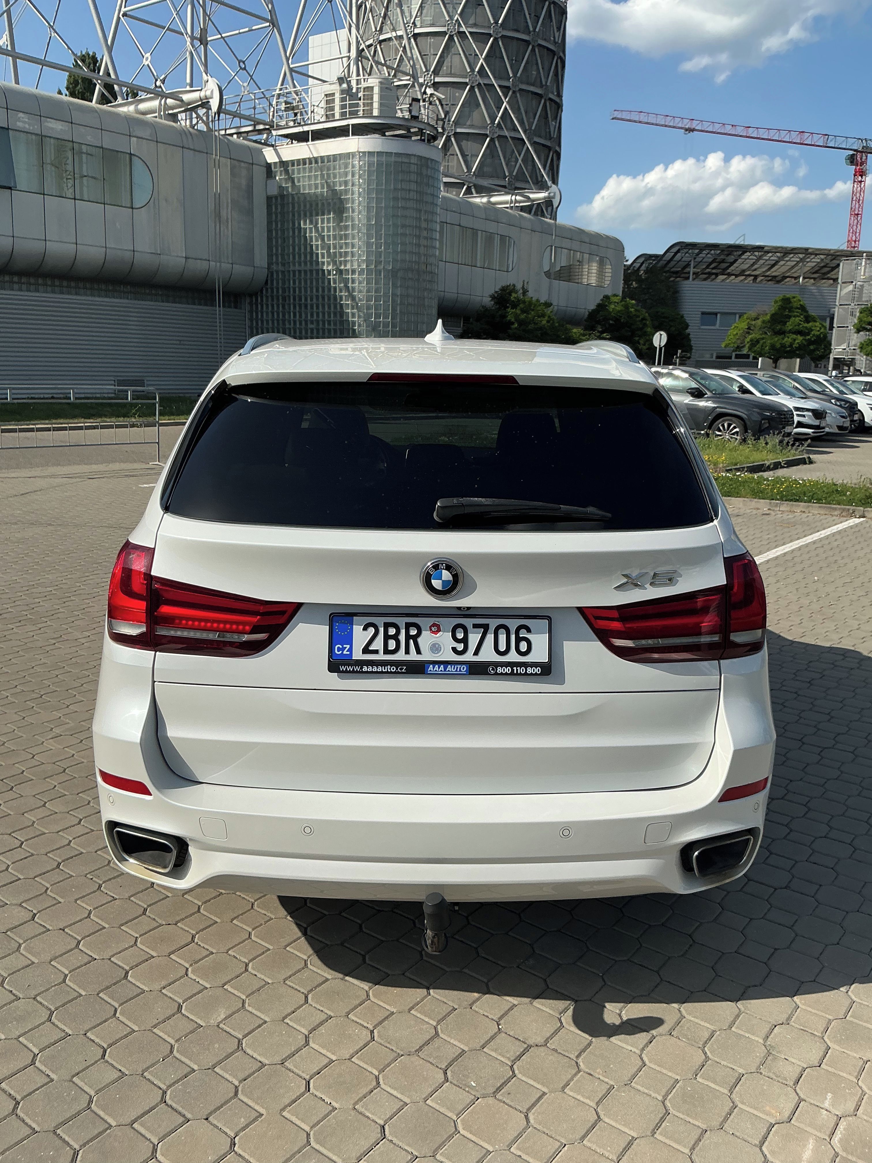 BMW X5, xDrive30d,190 kW, TAŽNÉ, NAVI - fotka 4