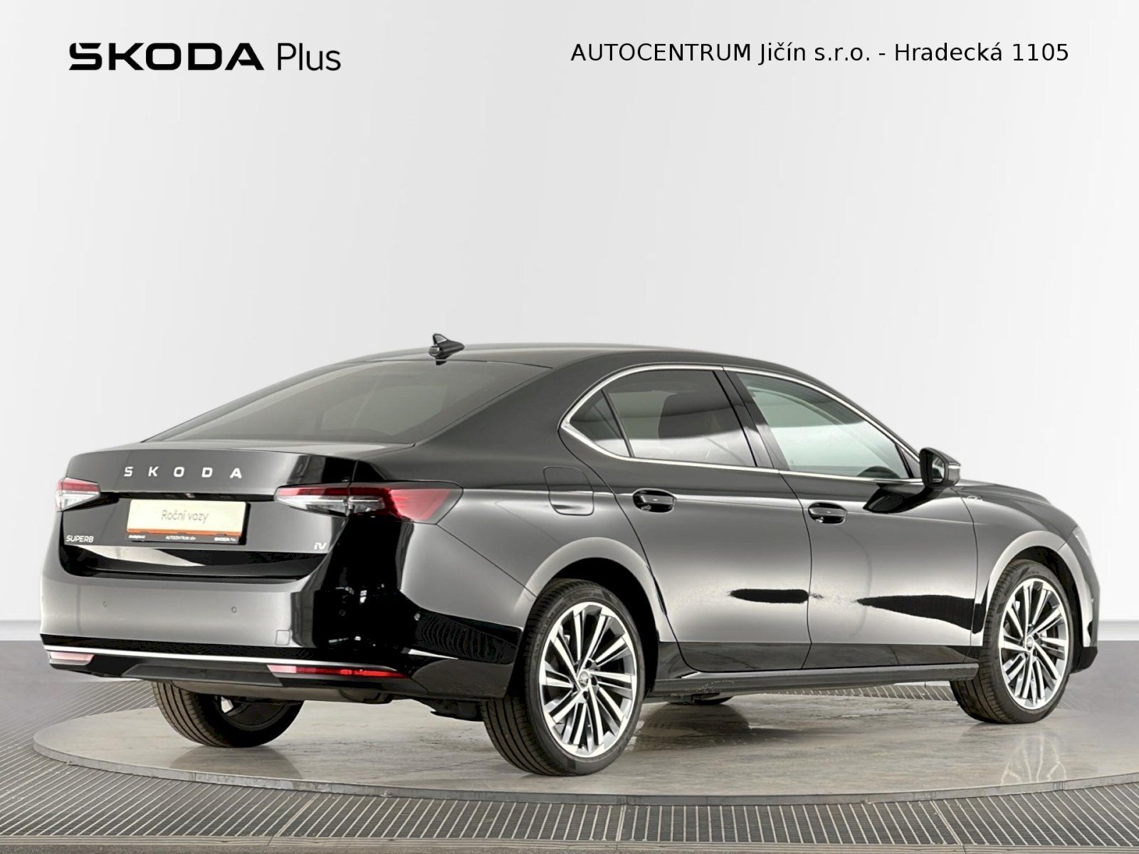 Škoda Superb, iV DSG 1.5TSI 150kW L&K - fotka 2